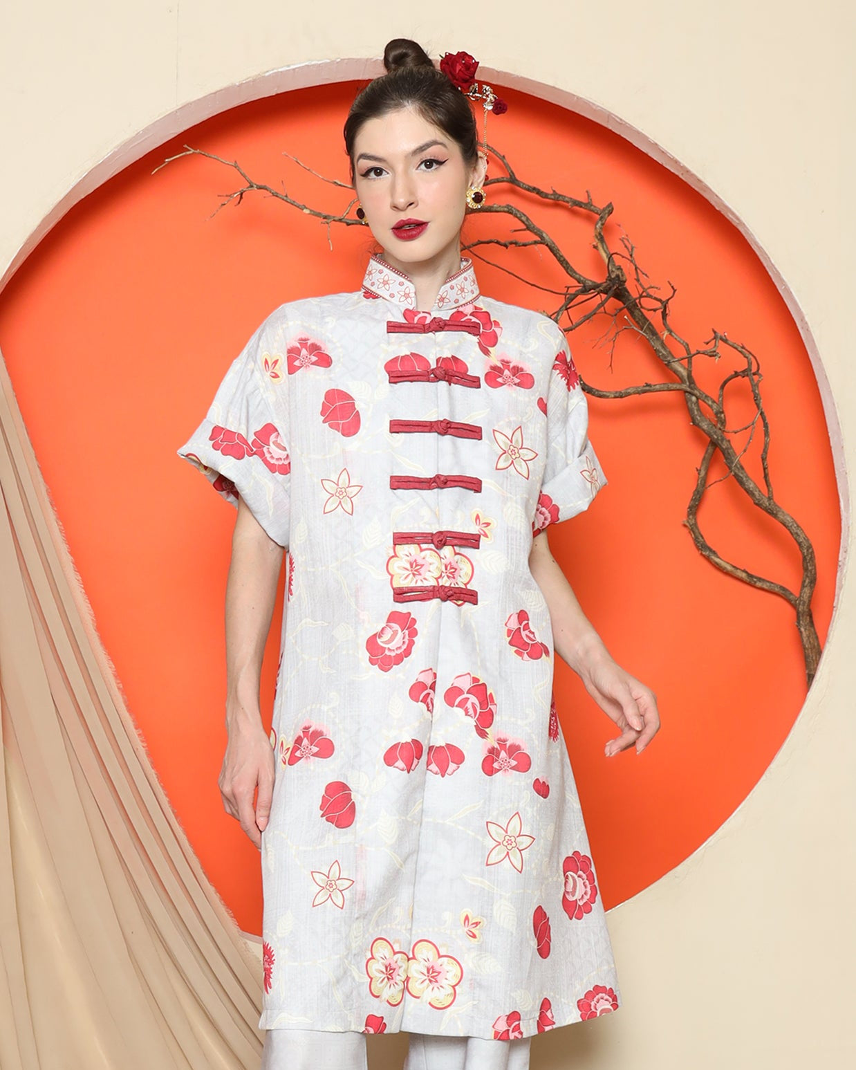 KANZI COLLECTION | Grey Floral Cheongsam Pant Set