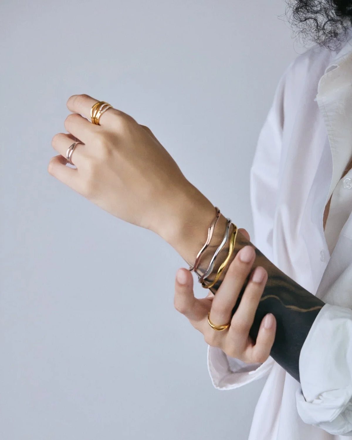 RINA LEE | Flow Single Cuff Bracelet