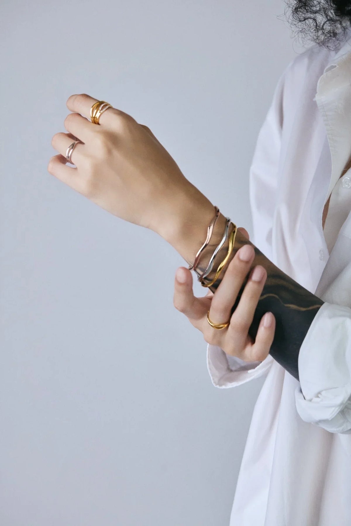 RINA LEE | Flow Single Cuff Bracelet