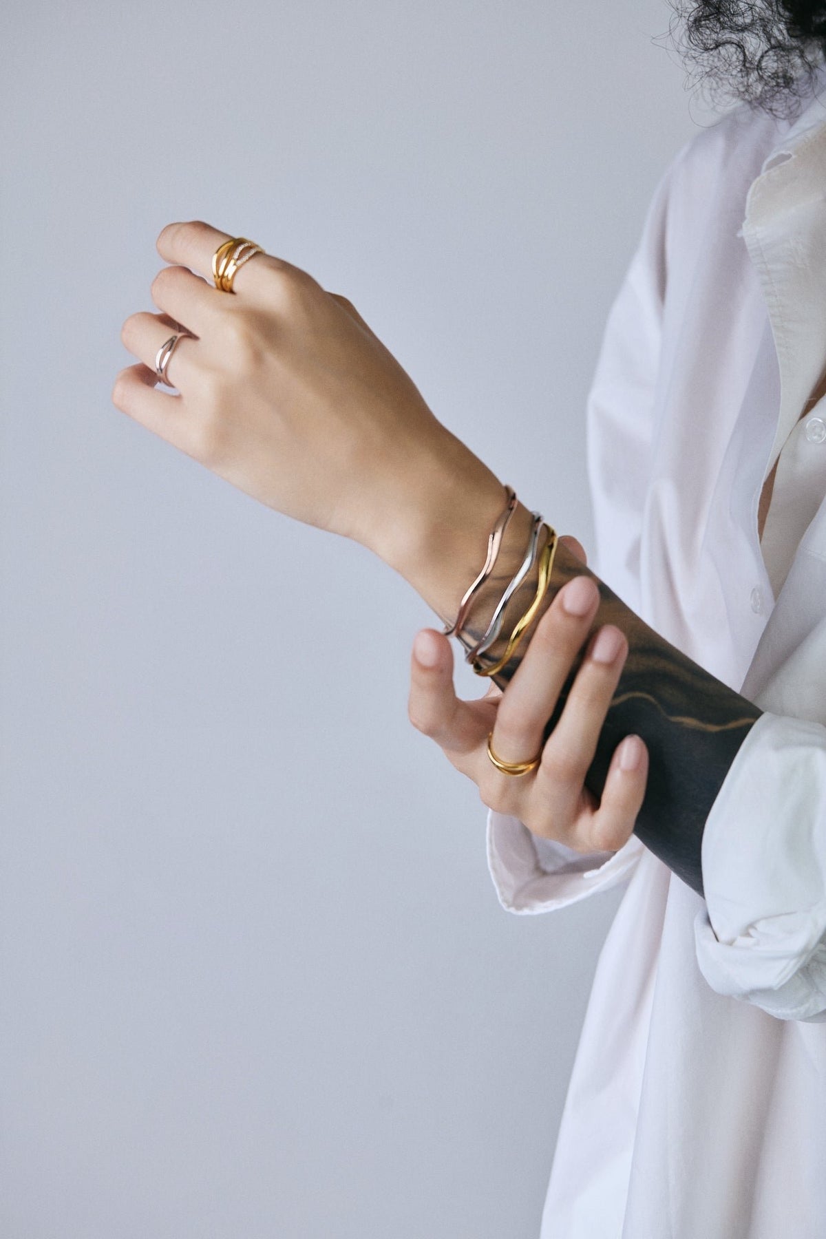 RINA LEE | Flow Single Cuff Bracelet