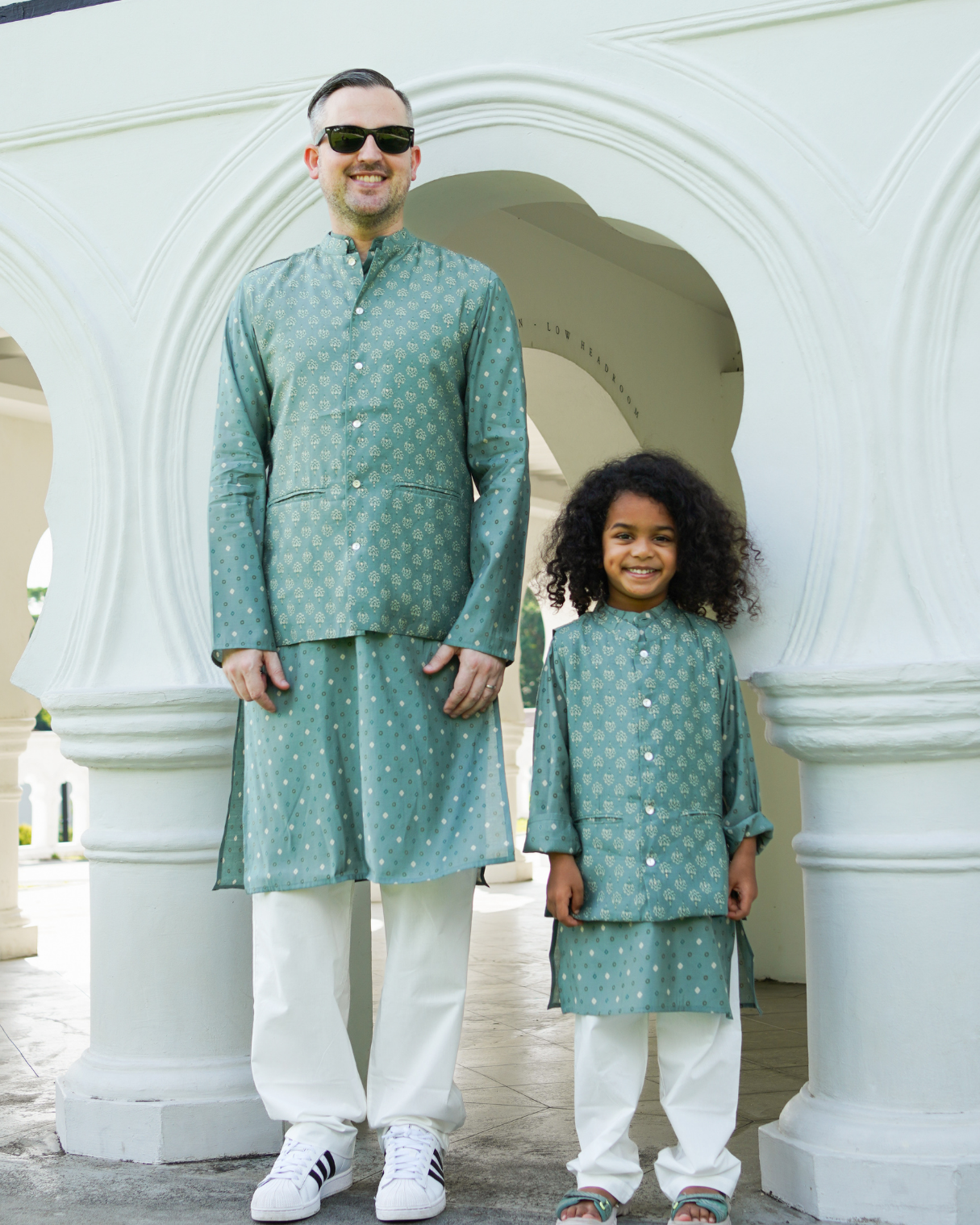 NIMBU | Vir Sage Green Men's Kurta Pajama Jacket Set in Muslin Cotton