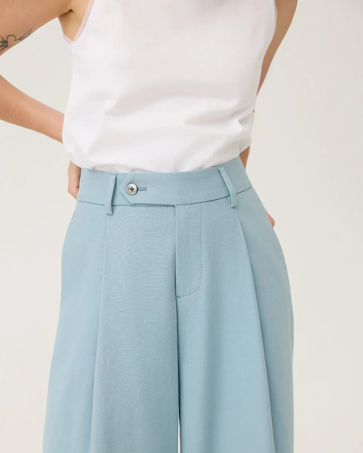 3EIGHTH | Nagare Pleat Trousers in Steel Blue