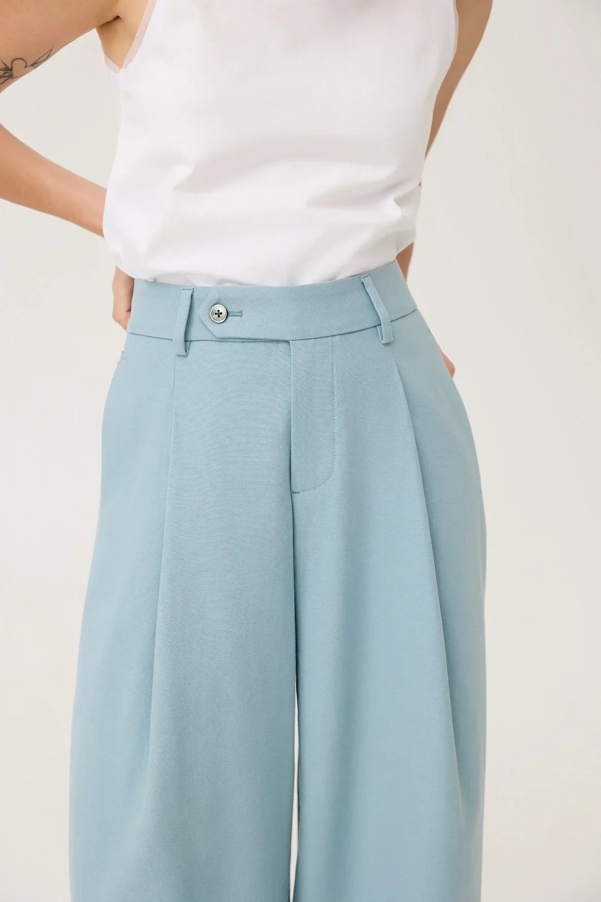 3EIGHTH | Nagare Pleat Trousers in Steel Blue