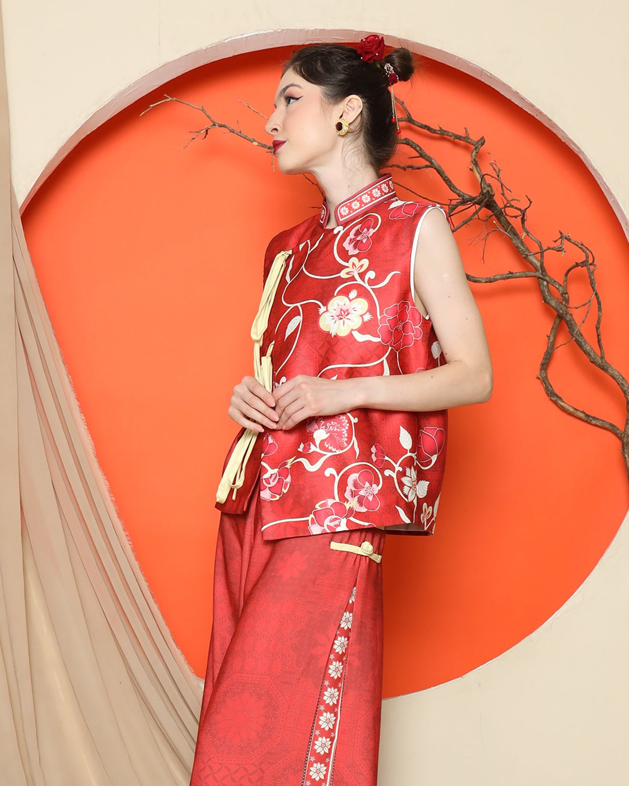 KANZI COLLECTION | Red Cheongsam Floral Vest With Floral Pants Set
