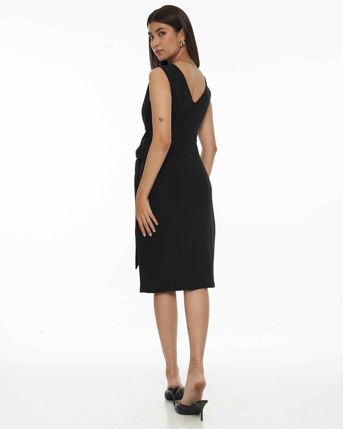 DRESSINGPAULA | Front-Tie Crepe Dress
