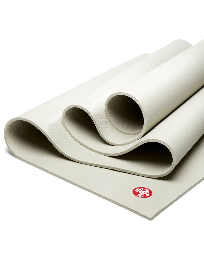 MANDUKA | PRO Mat 71" Solid - Sand