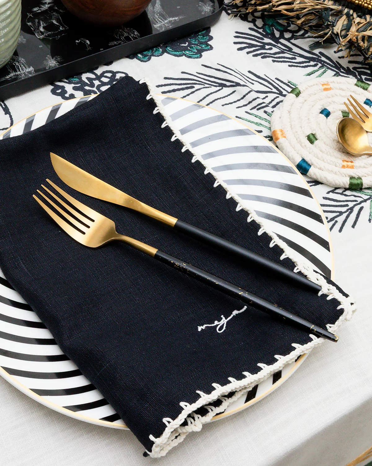 MEJA | The Vintage Napkin - Jet Black (Set of 2)