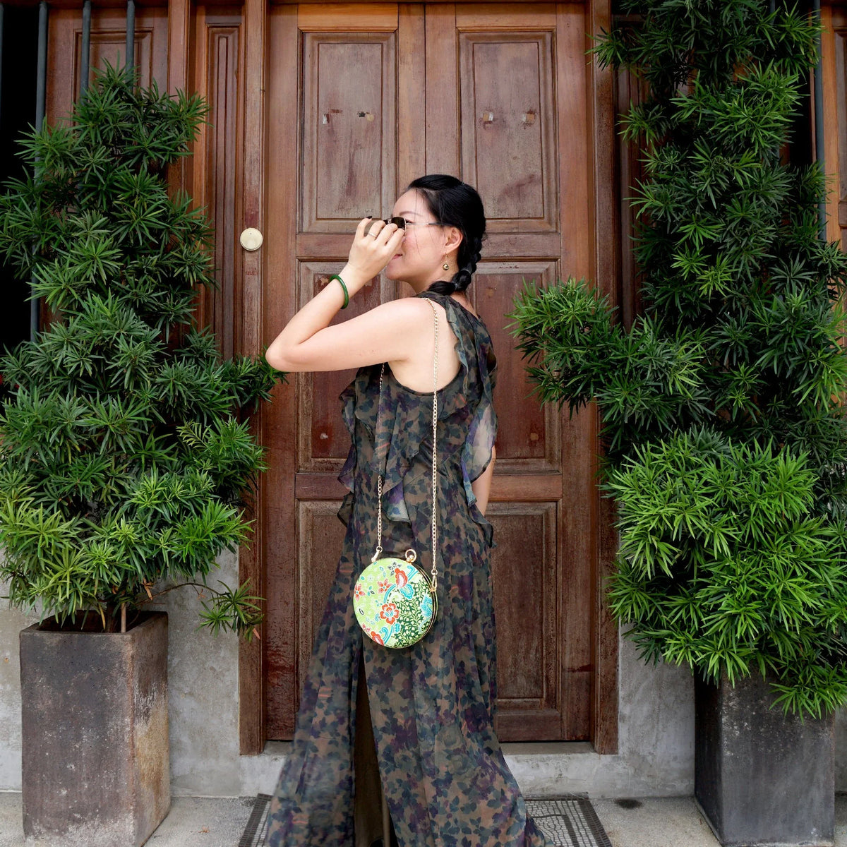 COCOONESE | Round Hard Case Bamboo Handle Bag - Kawung(GN)