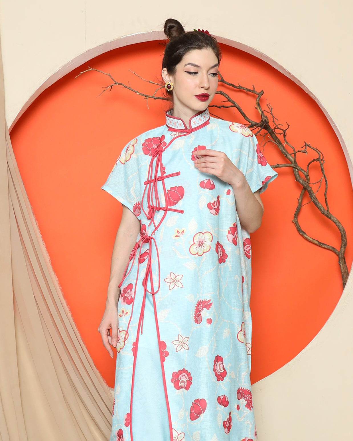 KANZI COLLECTION | Blue Oriental Floral Cheongsam Pant Set