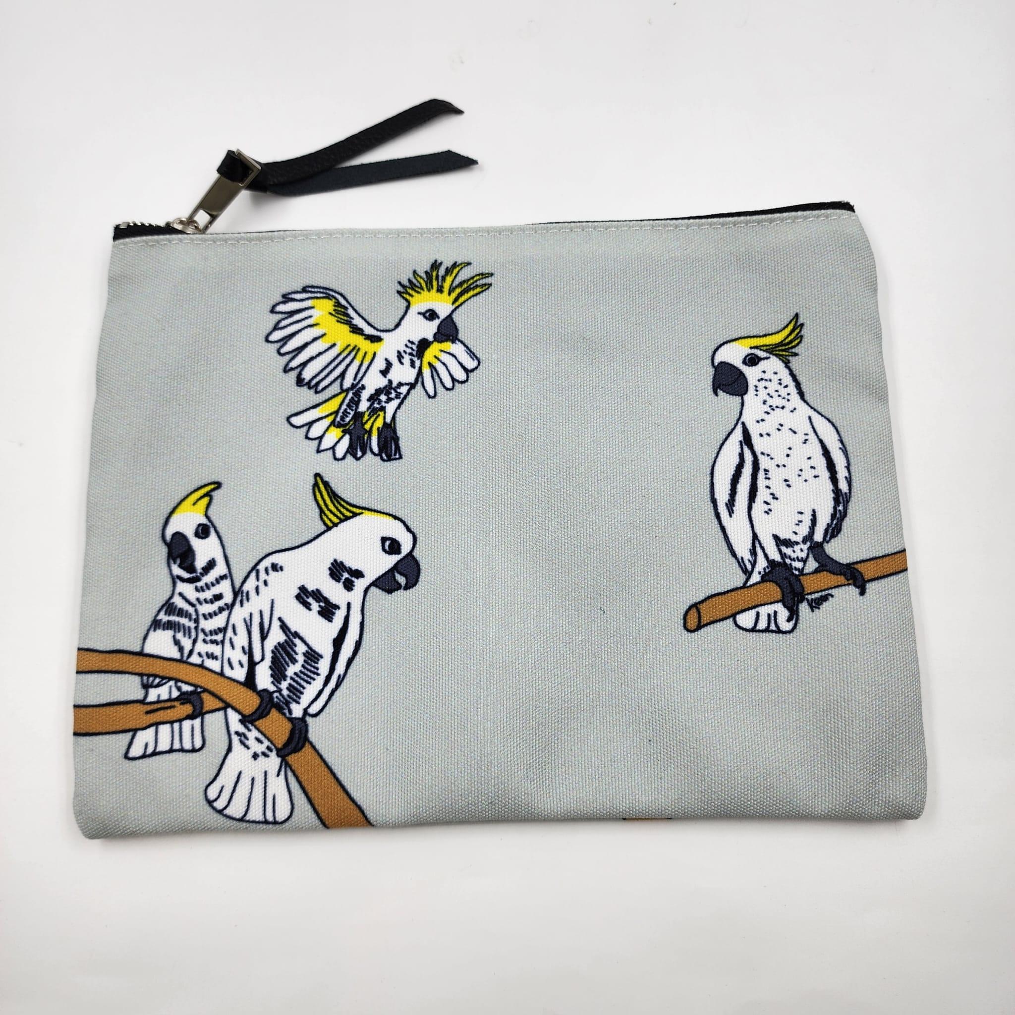 THE ANIMAL PROJECT | Pouch