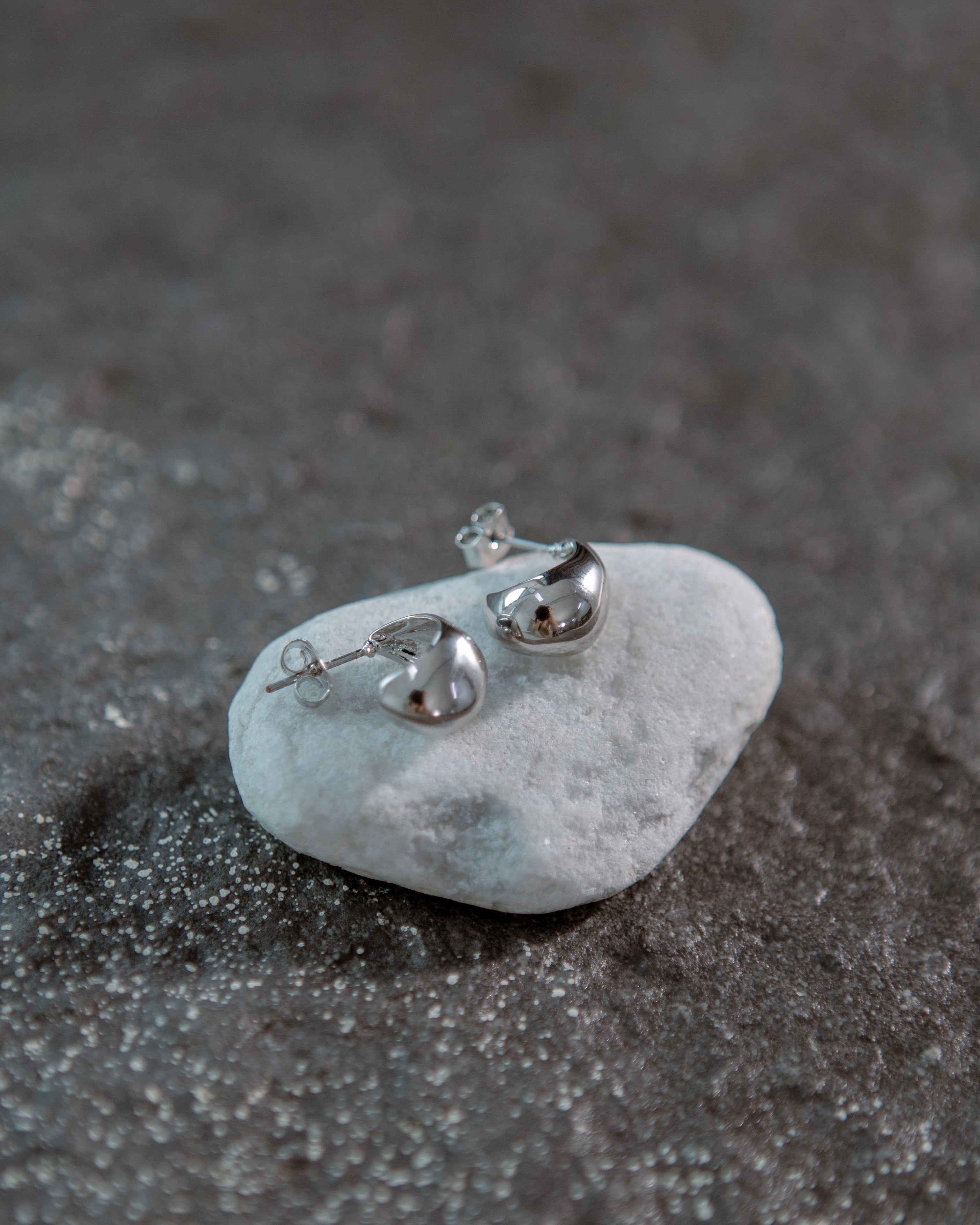 SAERO COLLECTIVE | Dewdrop Earrings