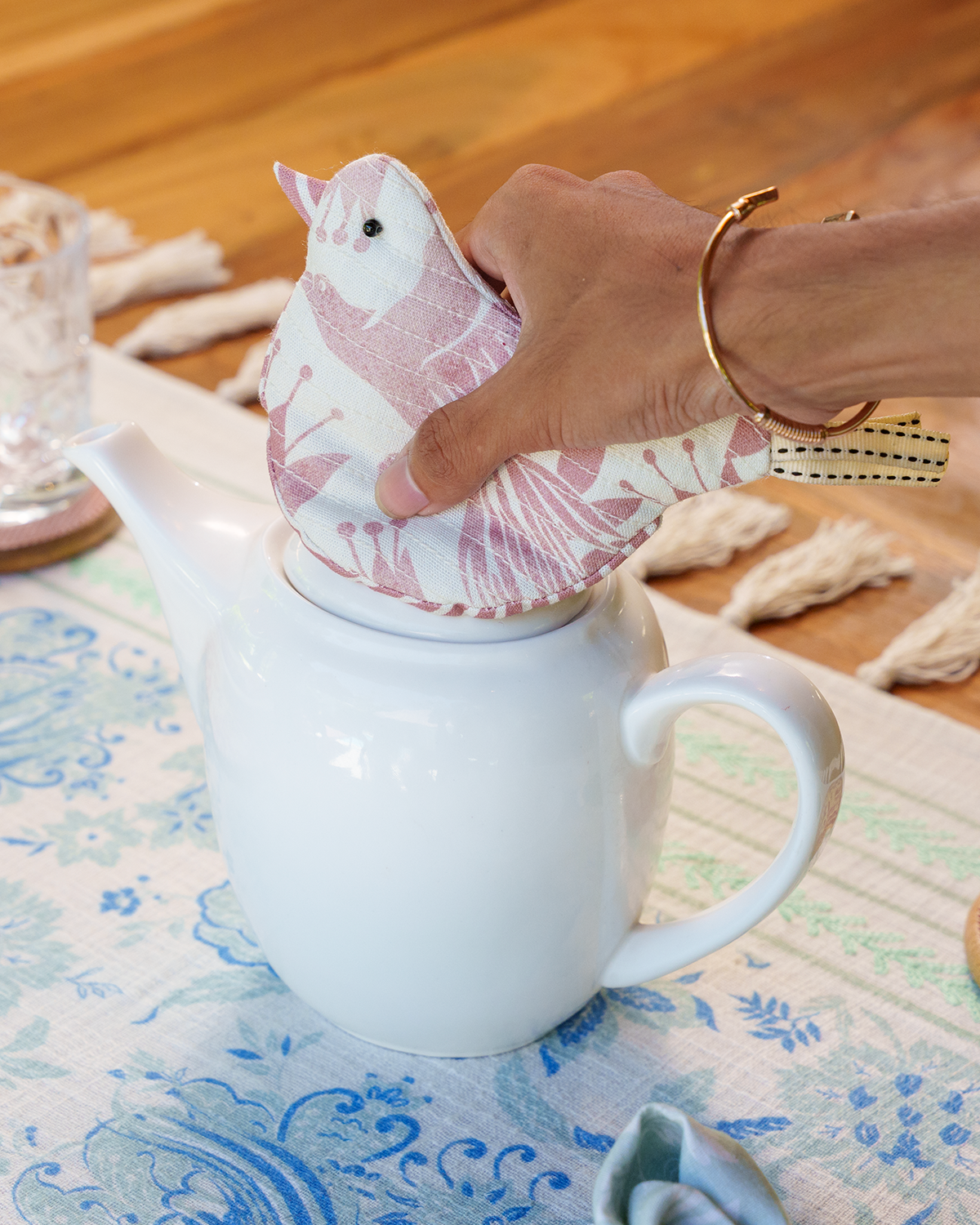 MEJA MAISON DE BALI | The Amour Aile’ Pot Holder