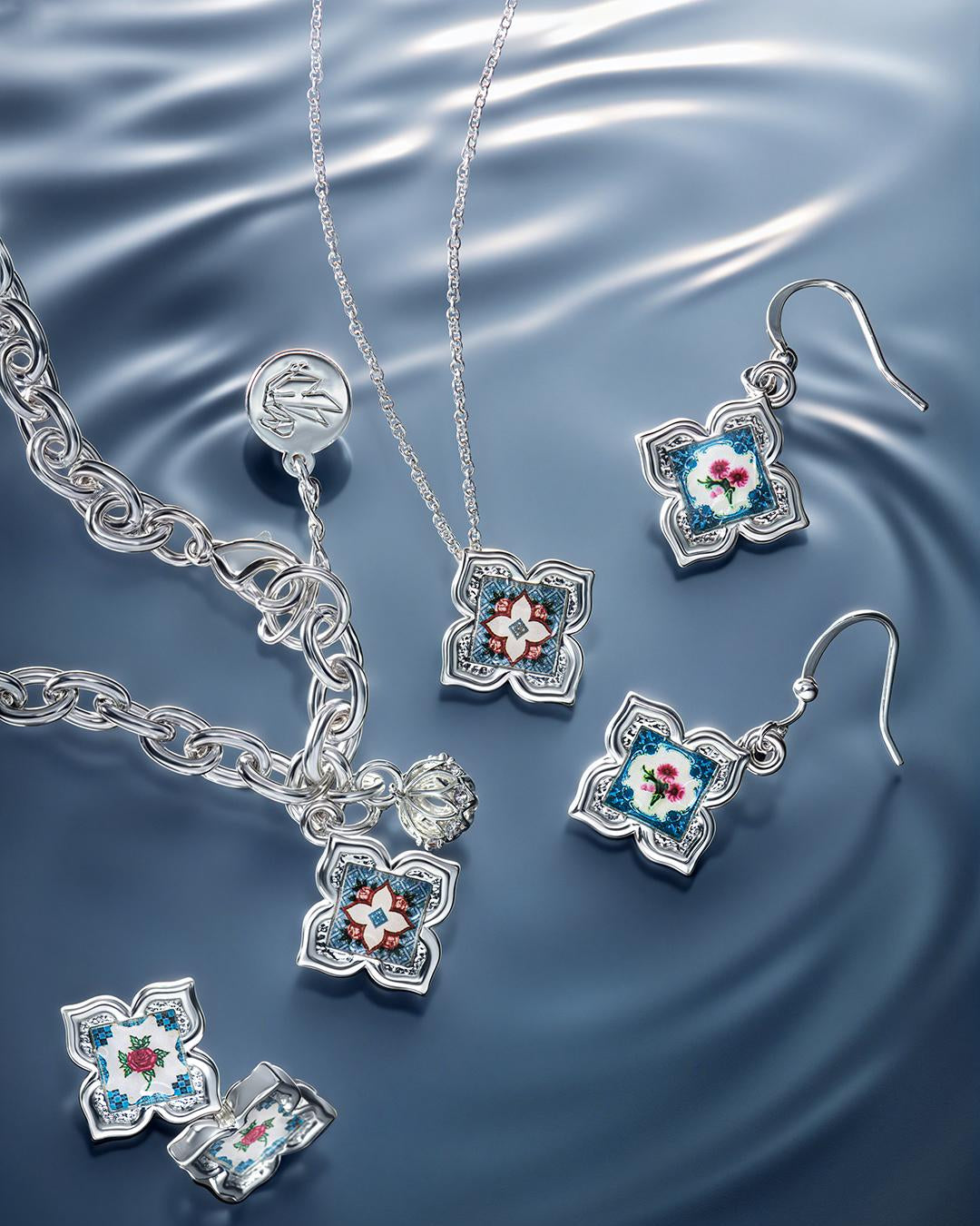 RARE BIRD COLLECTION | Peranakan Floral Pendant - Silver Nyra Bloom