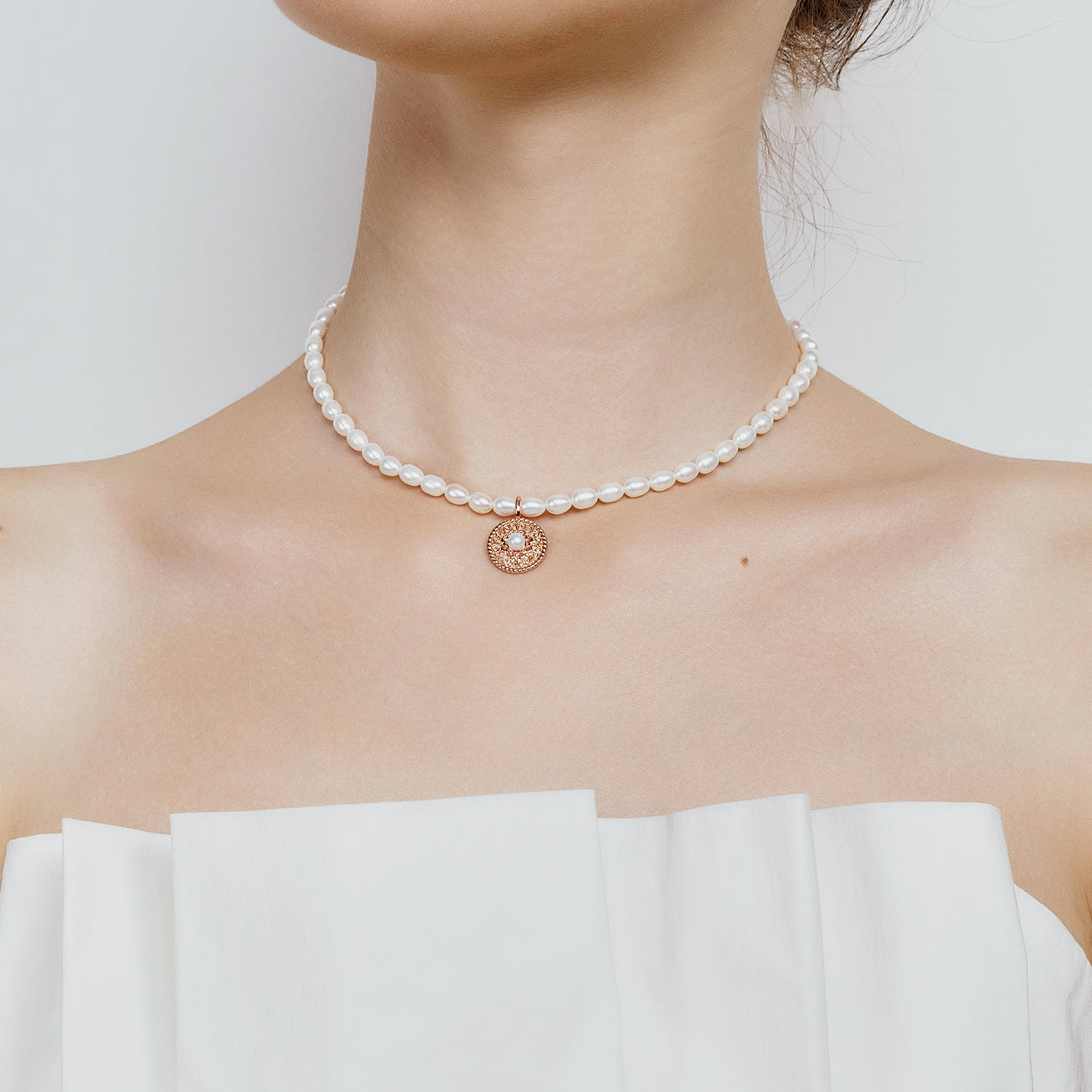 PEARLY LUSTRE | Asian Civilisations Museum Freshwater Pearl Necklace WN00703 | ACM Collection