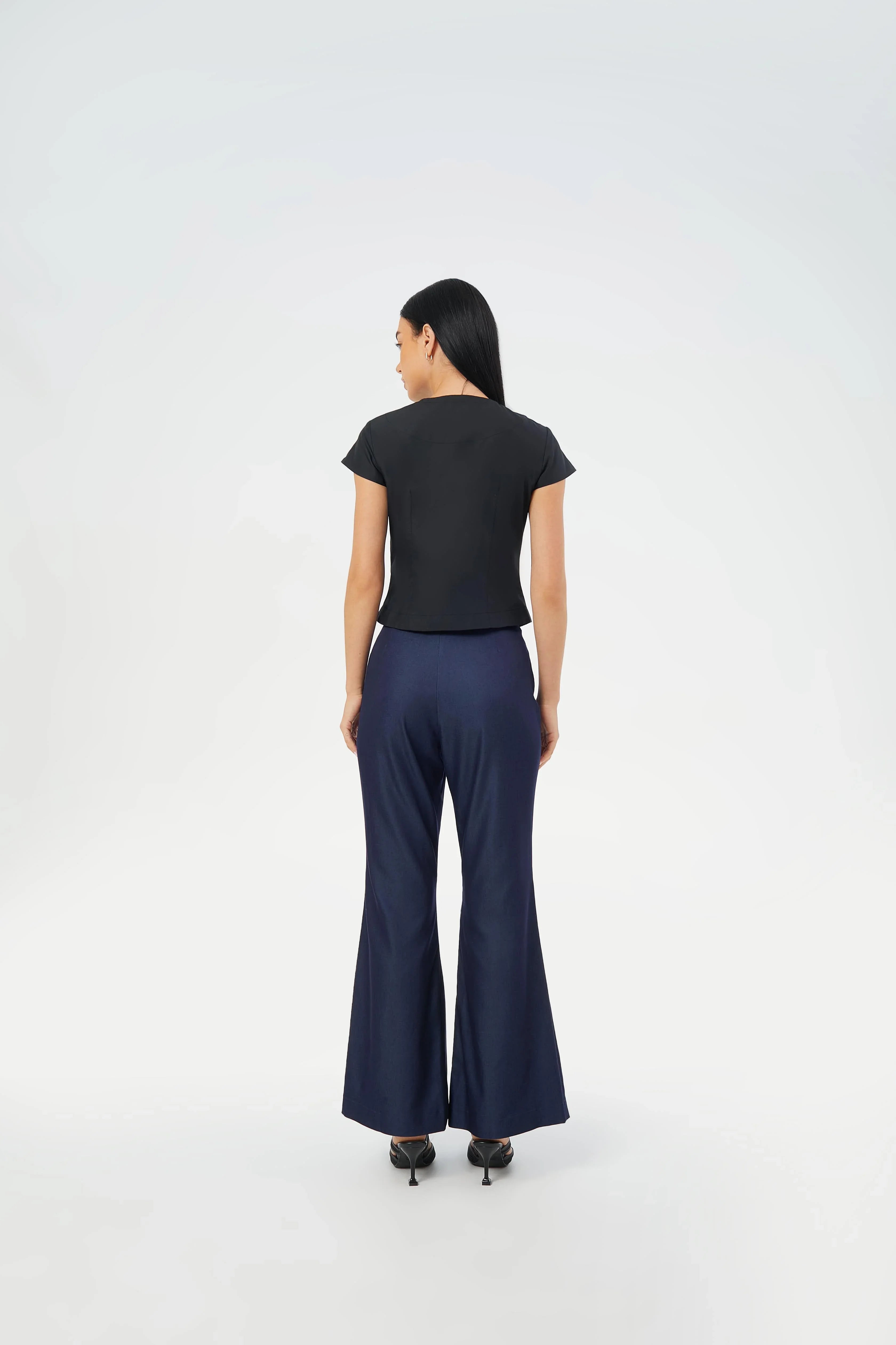 CAELI ECO LUXE | Tailored Button Top
