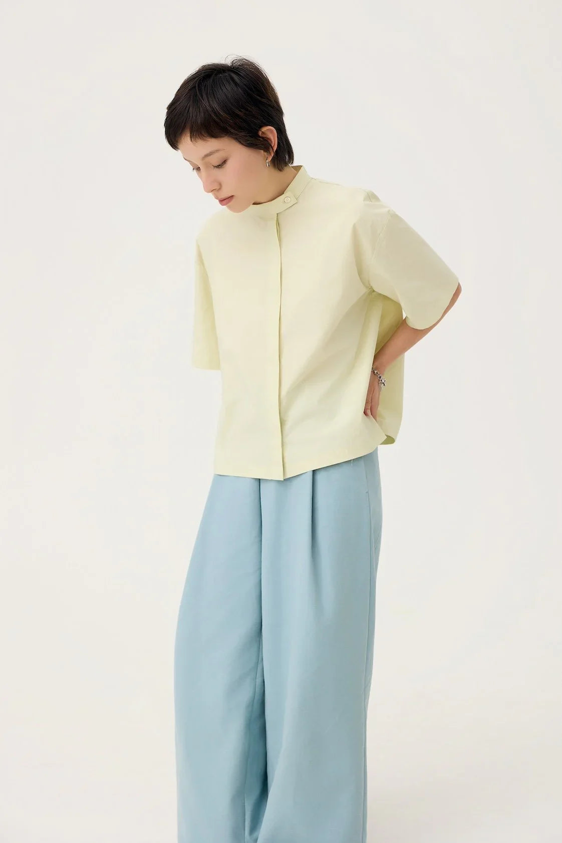 3EIGHTH | UTSURO Crop Shirt in Pandan Green