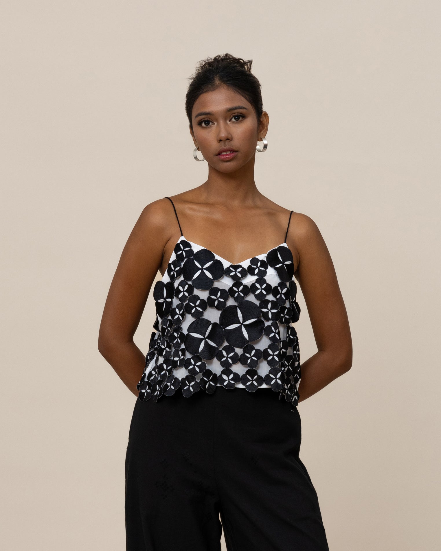 SUKKHA CITTA | SERIBU BUNGA - Embroidered Cami