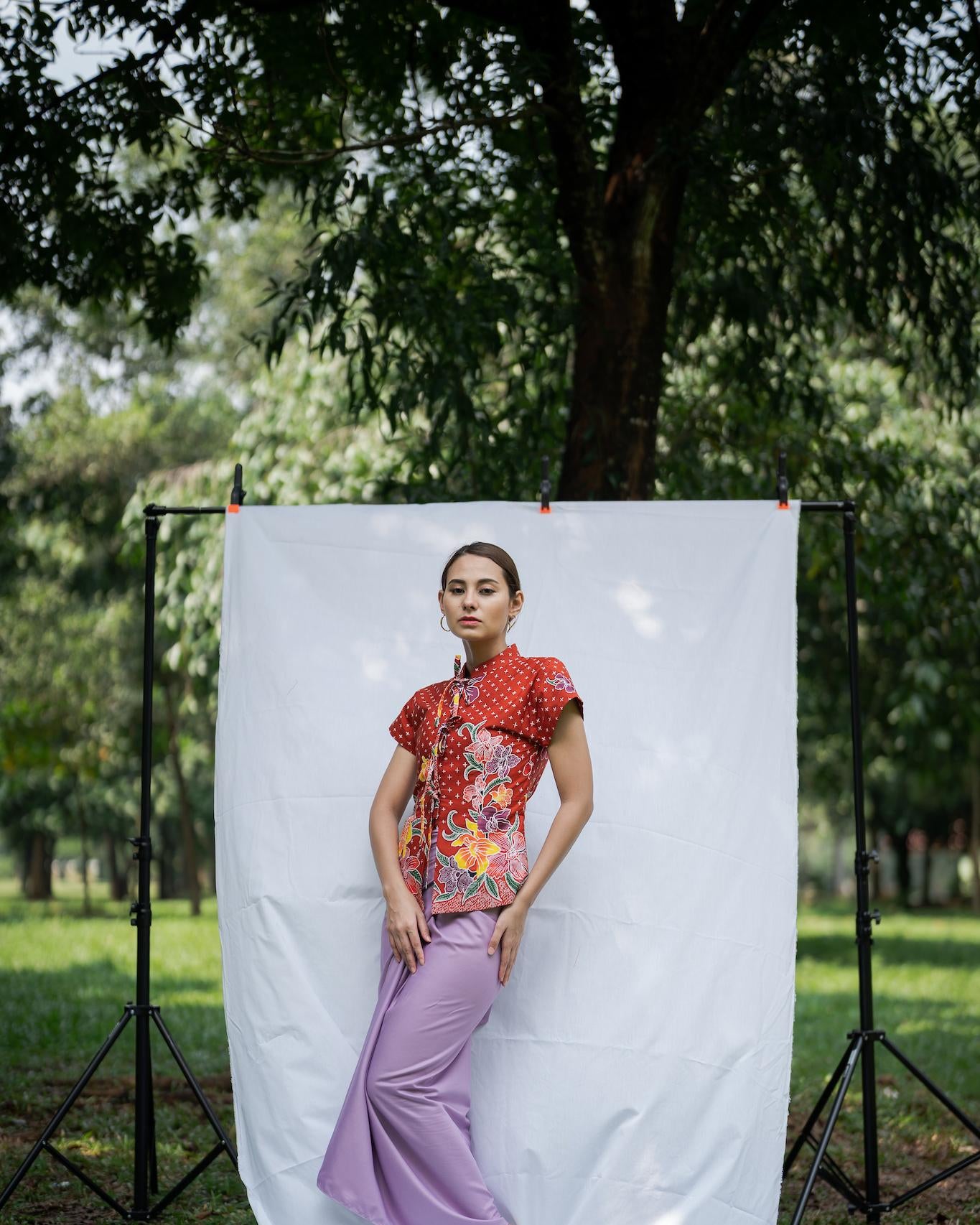 STUDIO GYPSIED | Batik Kebaya Sofea In Anggrek Rose