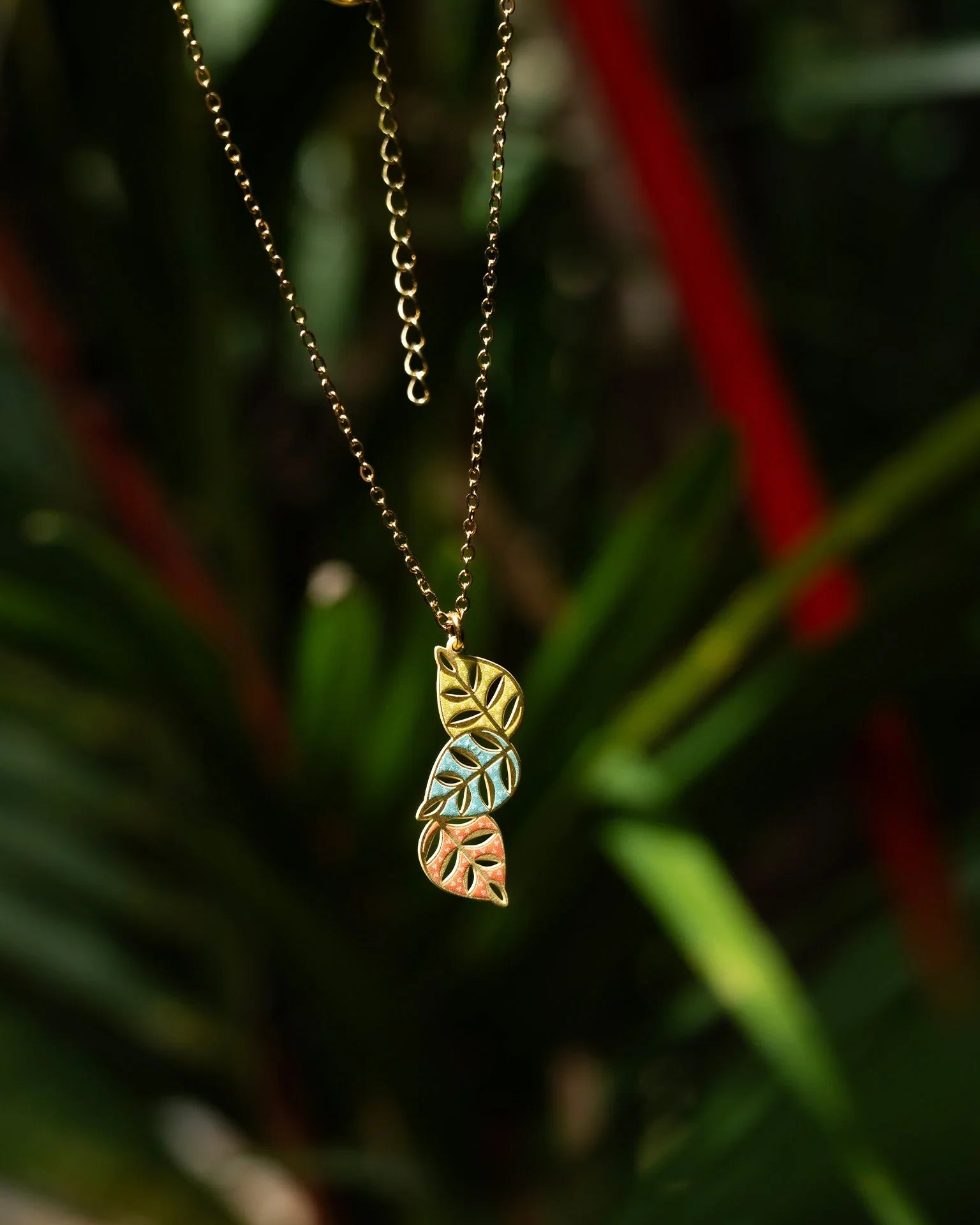 EMBRACE JEWELLERY | Daun Necklace