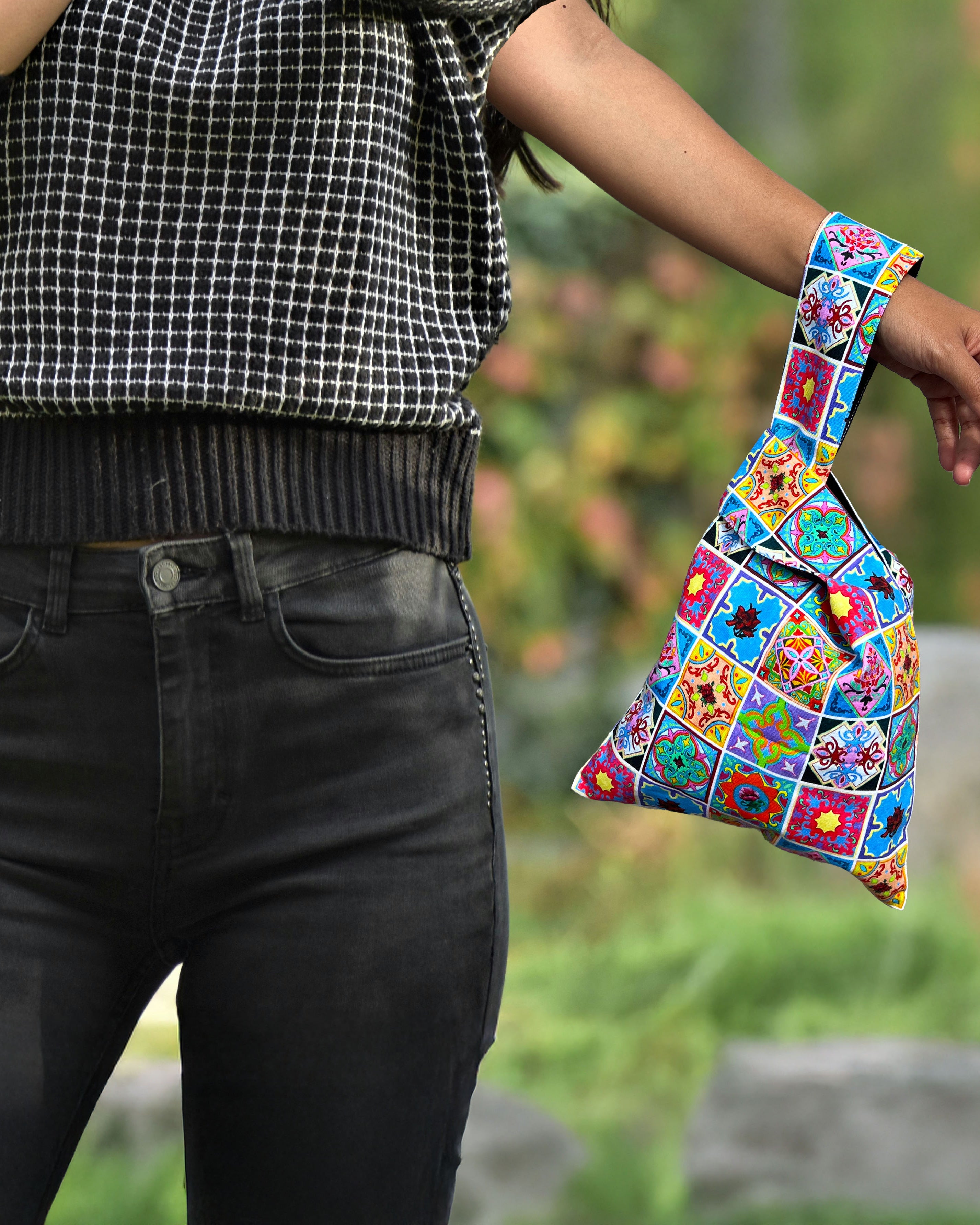 KELLY SER ATELIER | Knot Bag: Heritage Tiles