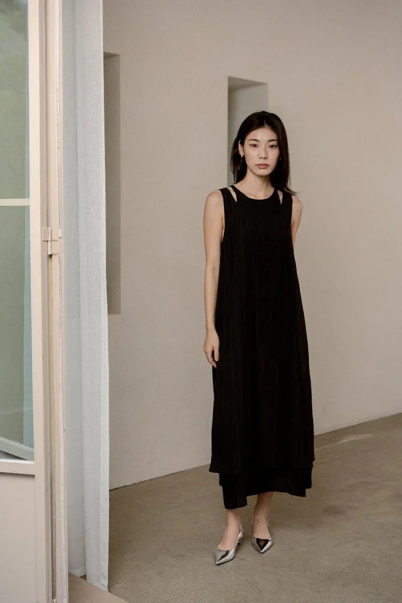 SAERO COLLECTIVE | Mok Textured Dress | Black