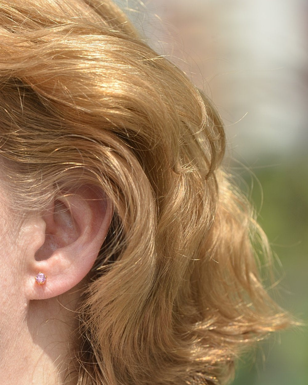 CREATIVE JEWELLERY STUDIO | Burmese Pink Spinel, Yellow Gold Stud Earrings by Design of Gems