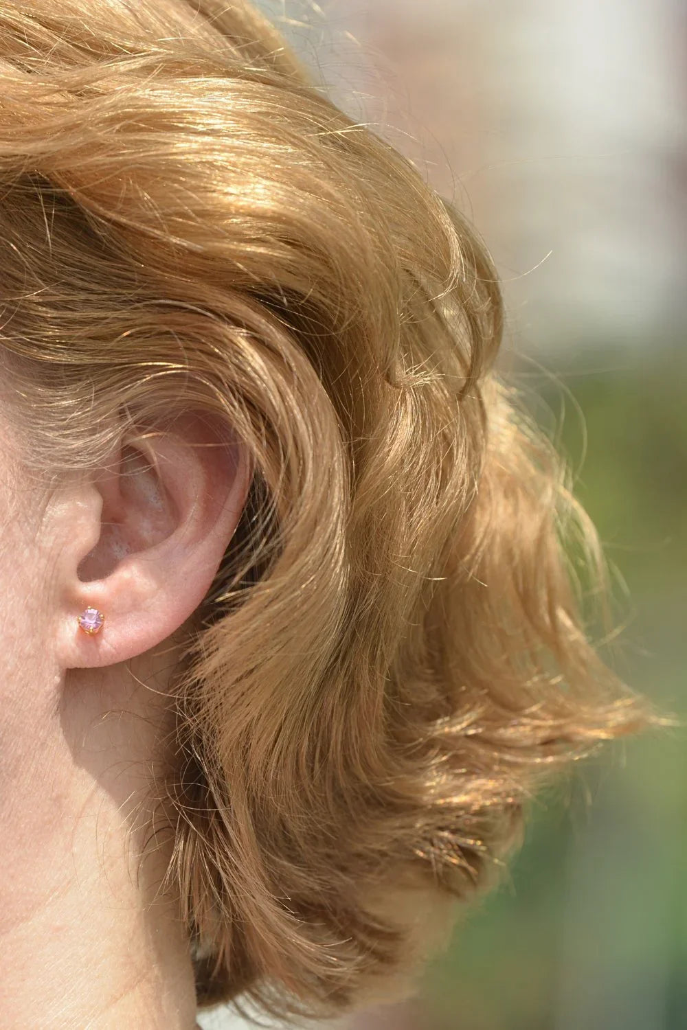 CREATIVE JEWELLERY STUDIO | Burmese Pink Spinel, Yellow Gold Stud Earrings by Design of Gems