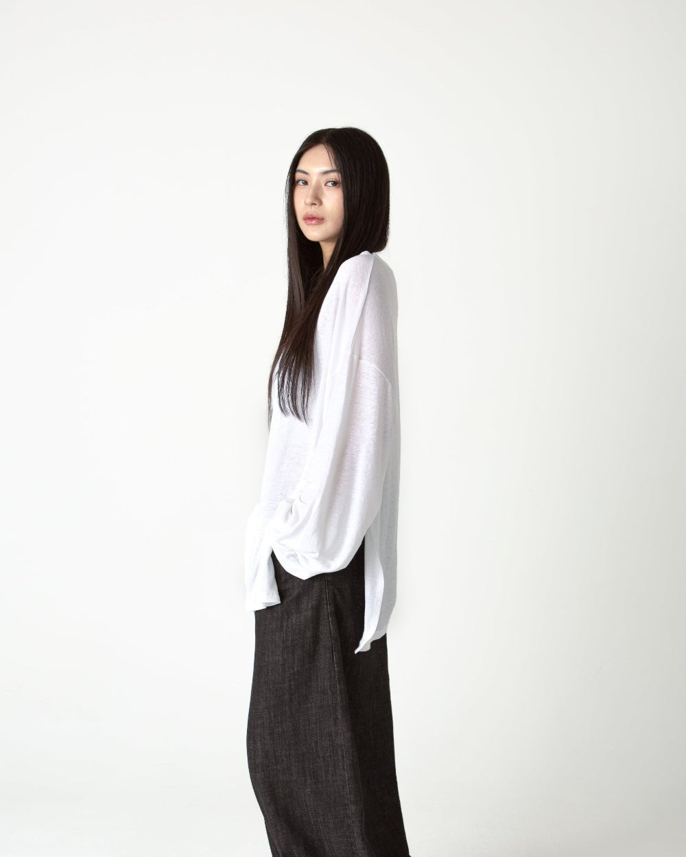 SAERO COLLECTIVE | Myeon Long Sleeve Top | White
