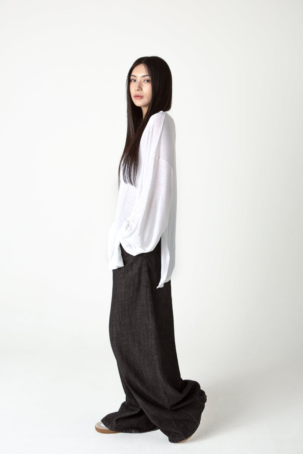 SAERO COLLECTIVE | Myeon Long Sleeve Top | White