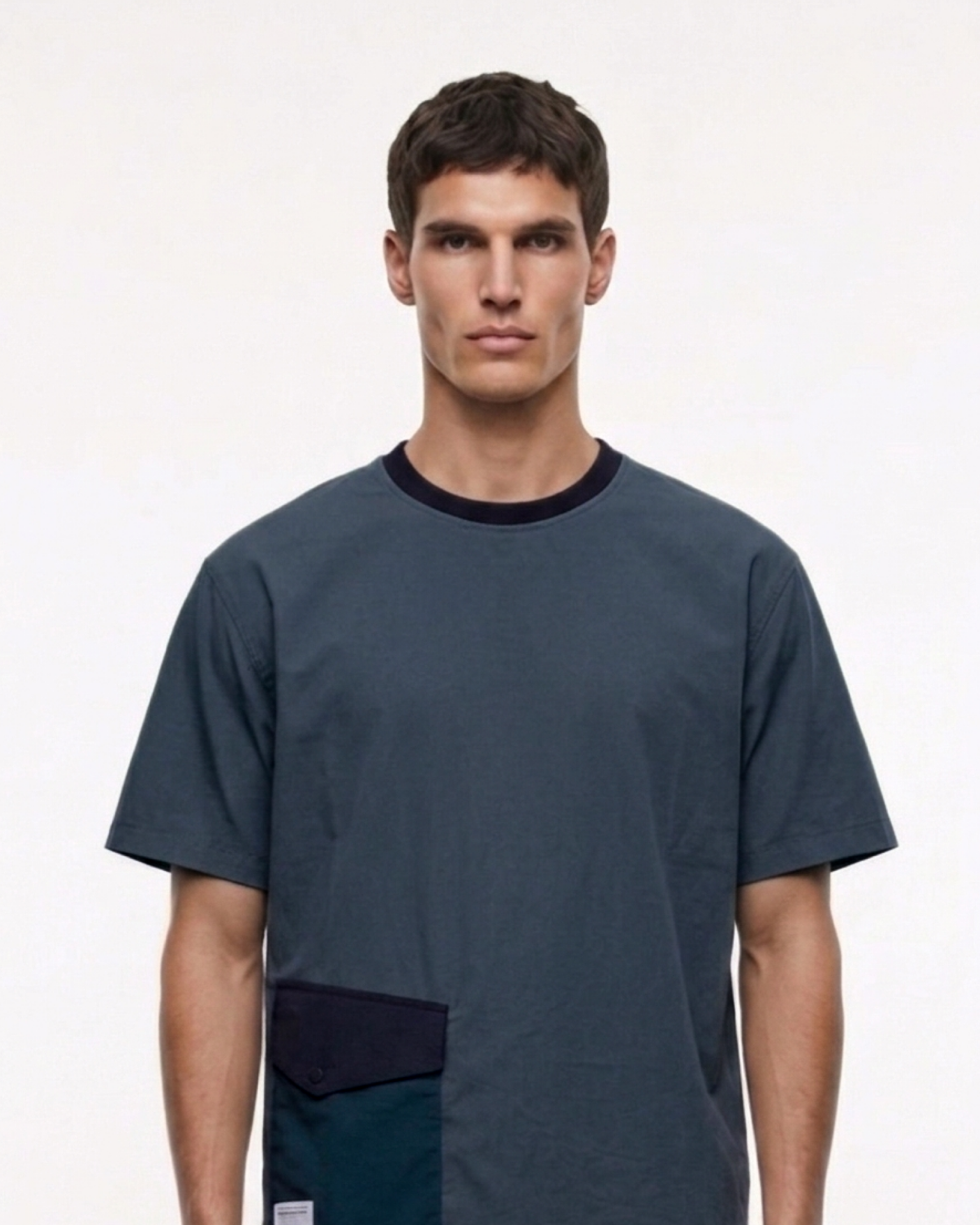 SPARROW GREEN | REI V T-shirt
