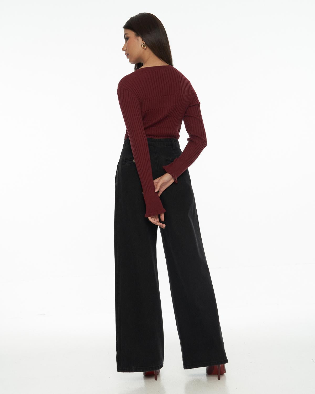 DRESSINGPAULA | Sculpted Ribbed-Knit Crew Sweater