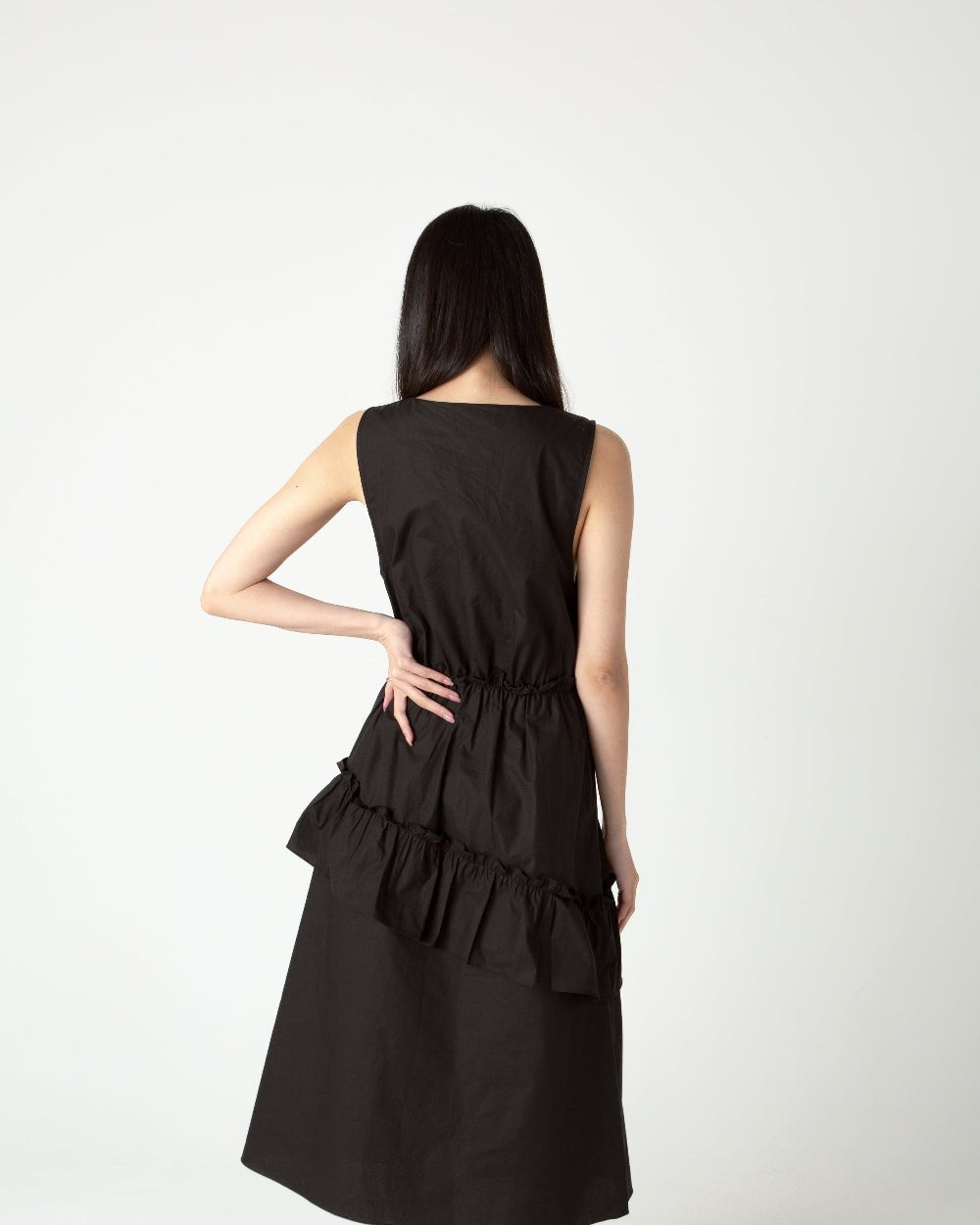 SAERO COLLECTIVE | Gureum Dress | Black