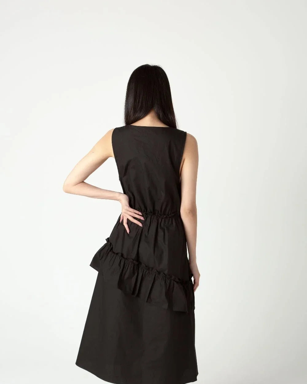 SAERO COLLECTIVE | Gureum Dress | Black