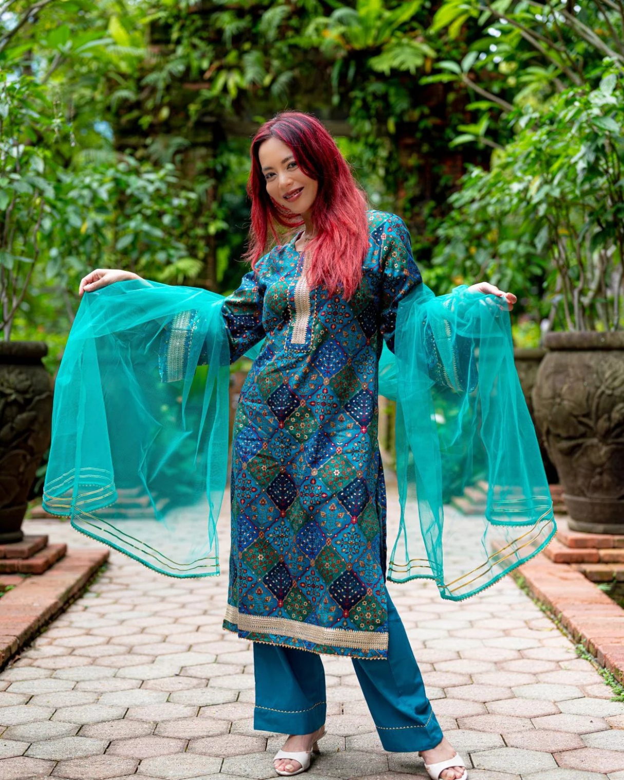 NIMBU | Shan Green Women's 3pc Kurta Set With Dupatta In Muslin Cotton