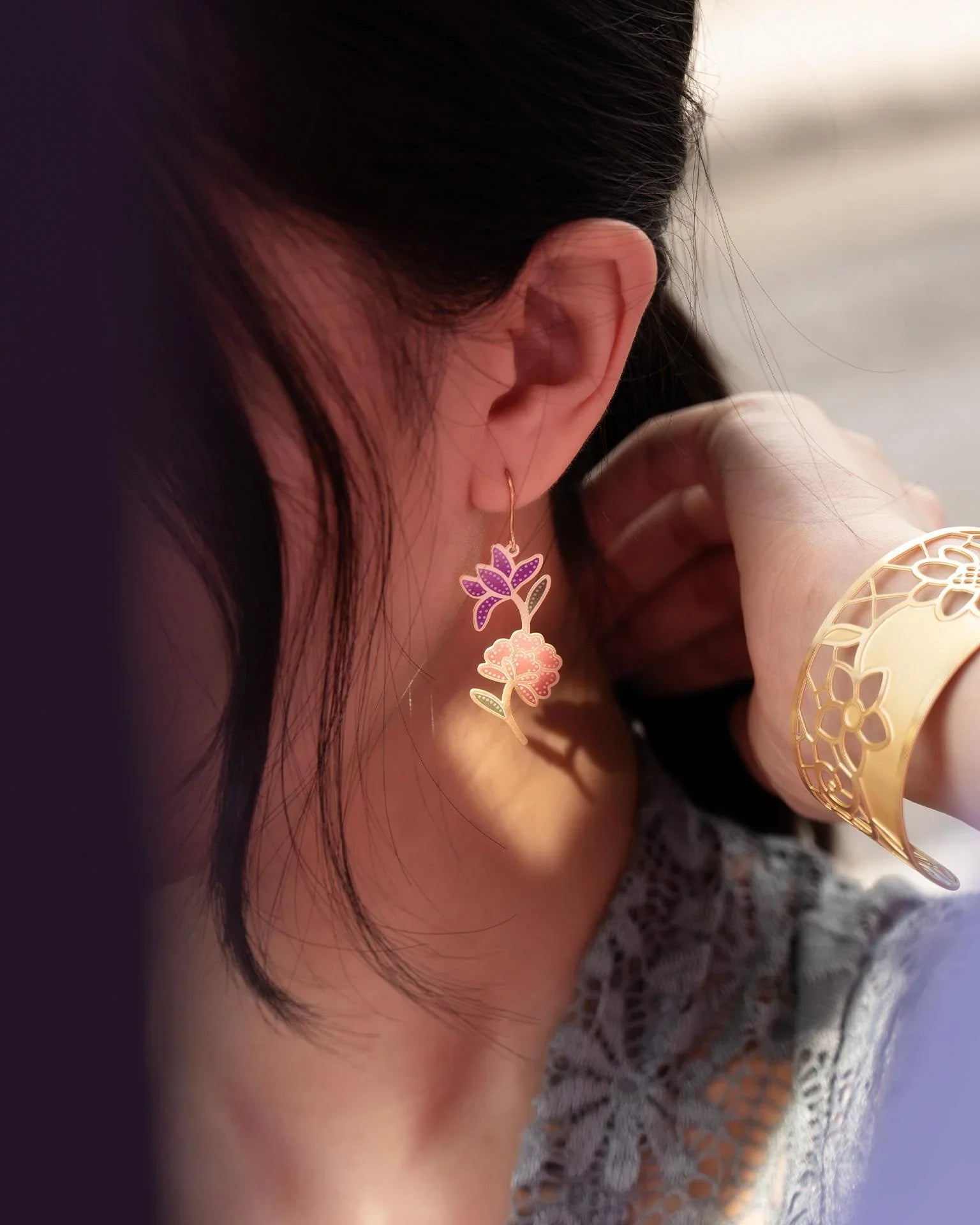 EMBRACE JEWELLERY | Floral Trail Earrings