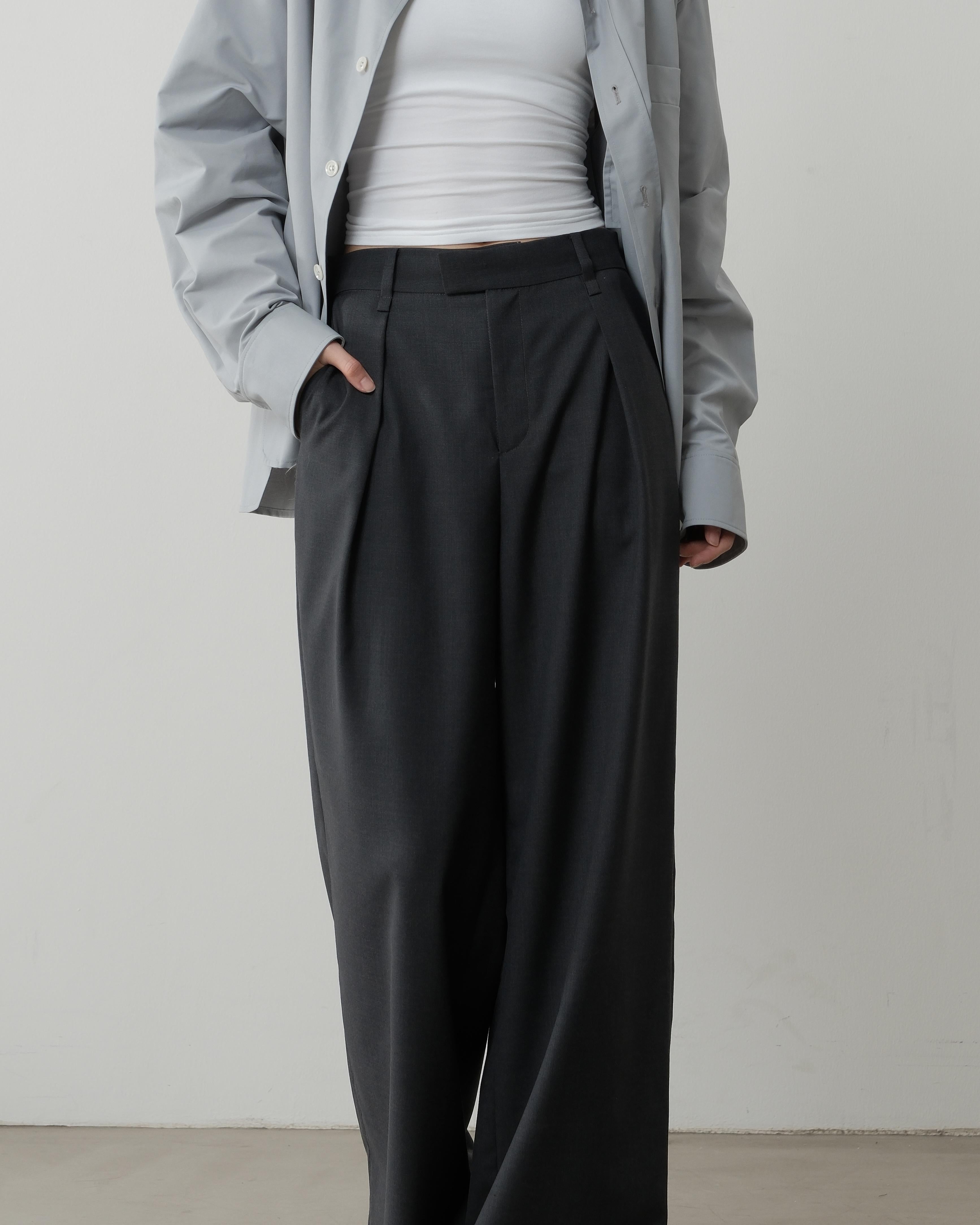 LAYERPLAN | Tirra Pleated High-Waist Trousers