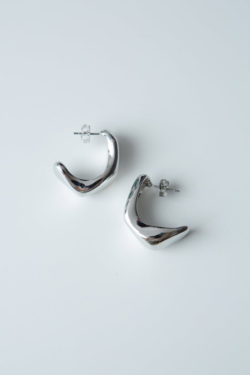 SAERO COLLECTIVE | Rawboned Earrings