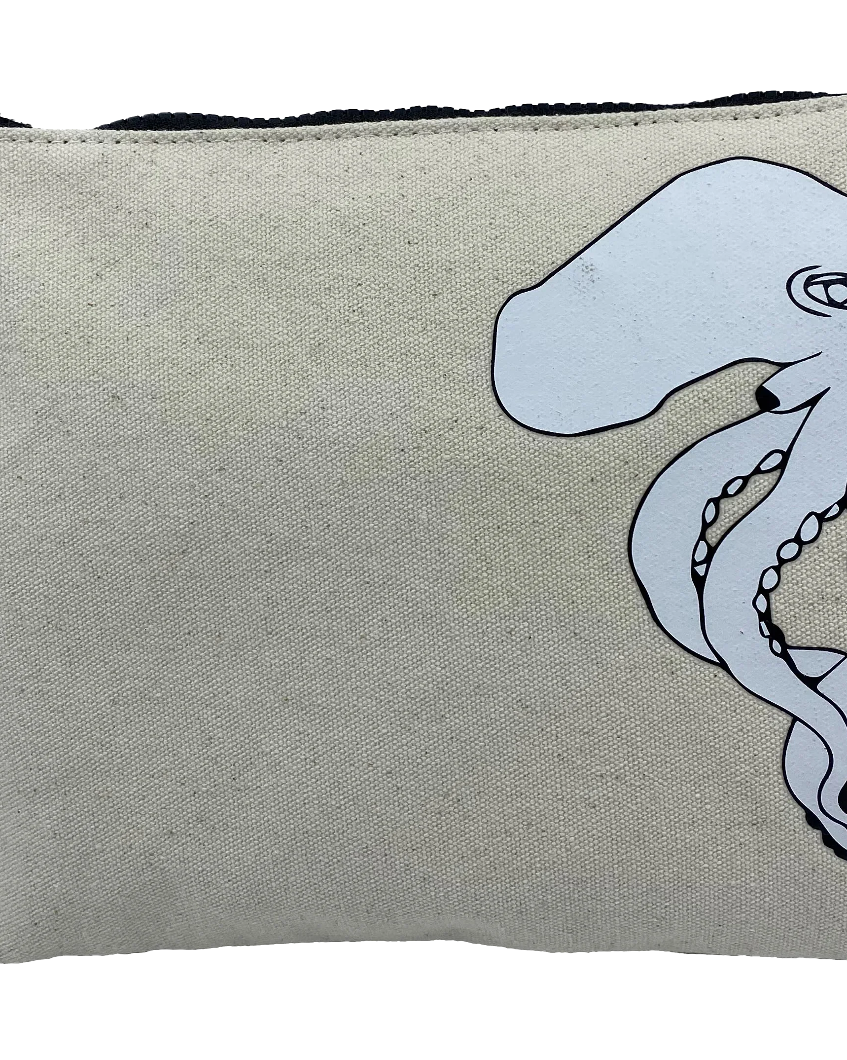 THE ANIMAL PROJECT | Pouch