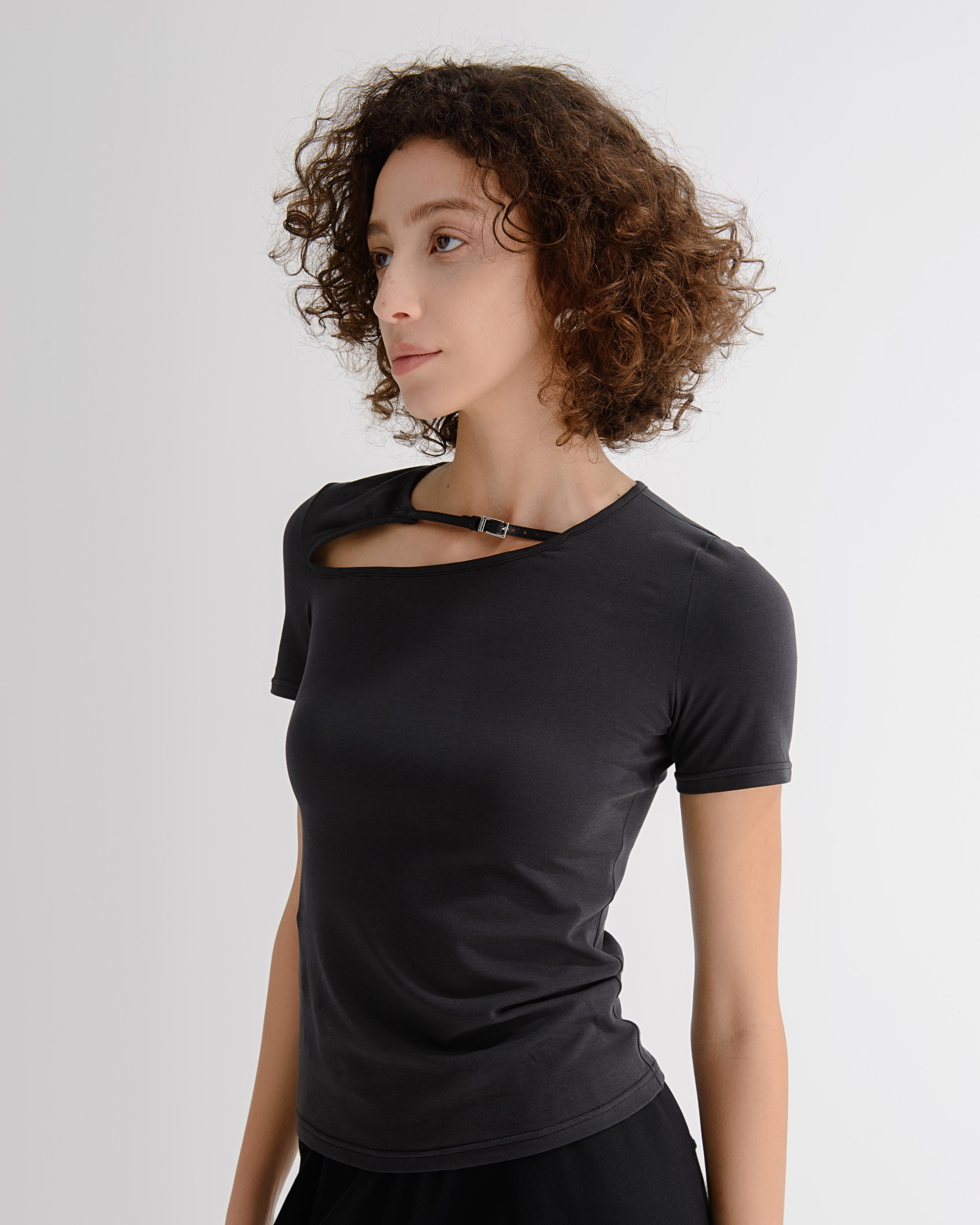 LAYERPLAN | Cotton Stretch Noa Buckle Cotton T-Shirt