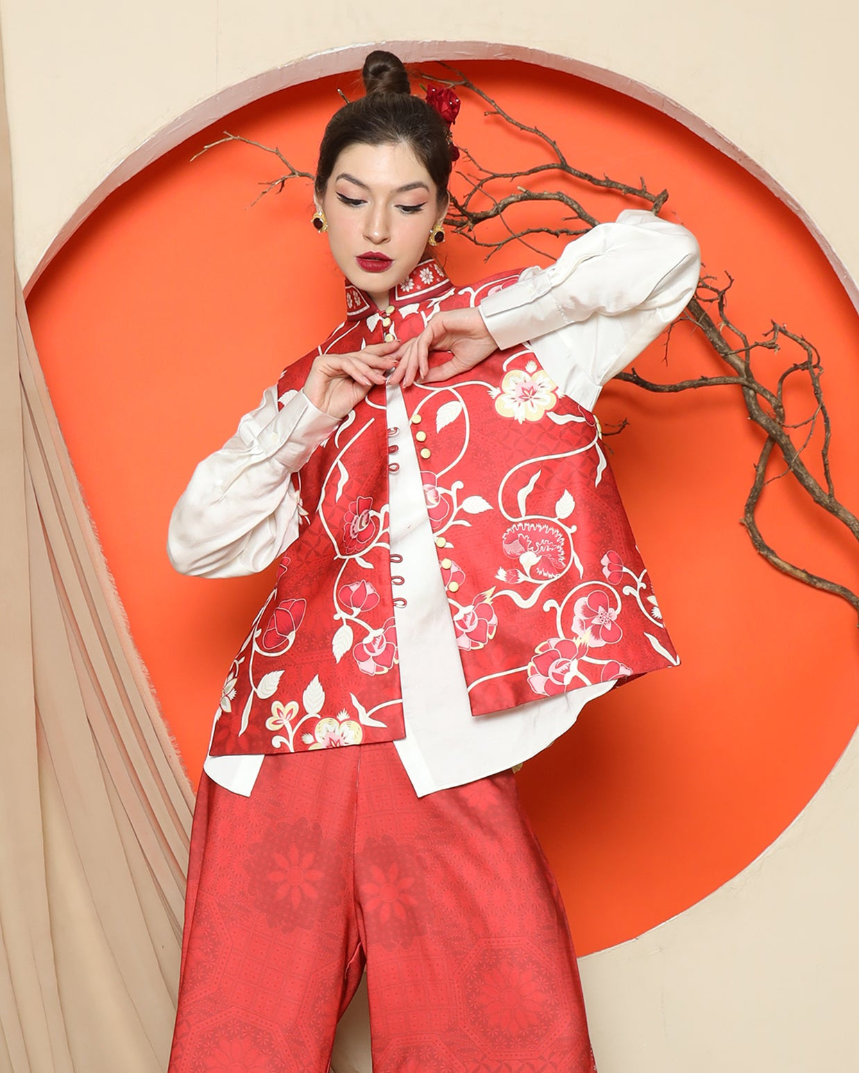 KANZI COLLECTION | Red Floral Side Button Vest With Pants Set