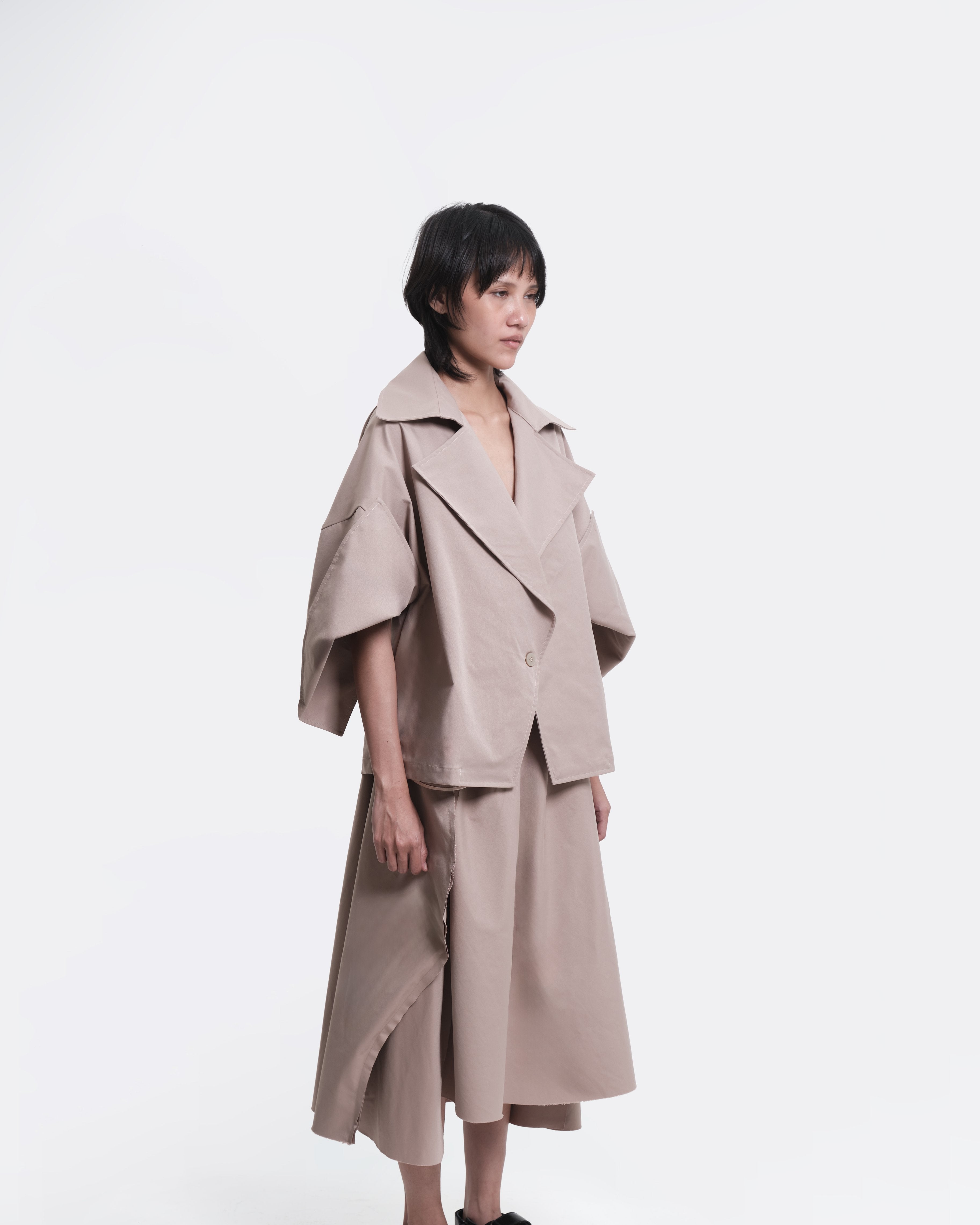 AESTHETIC PLEASURE | Semi Skirt Beige