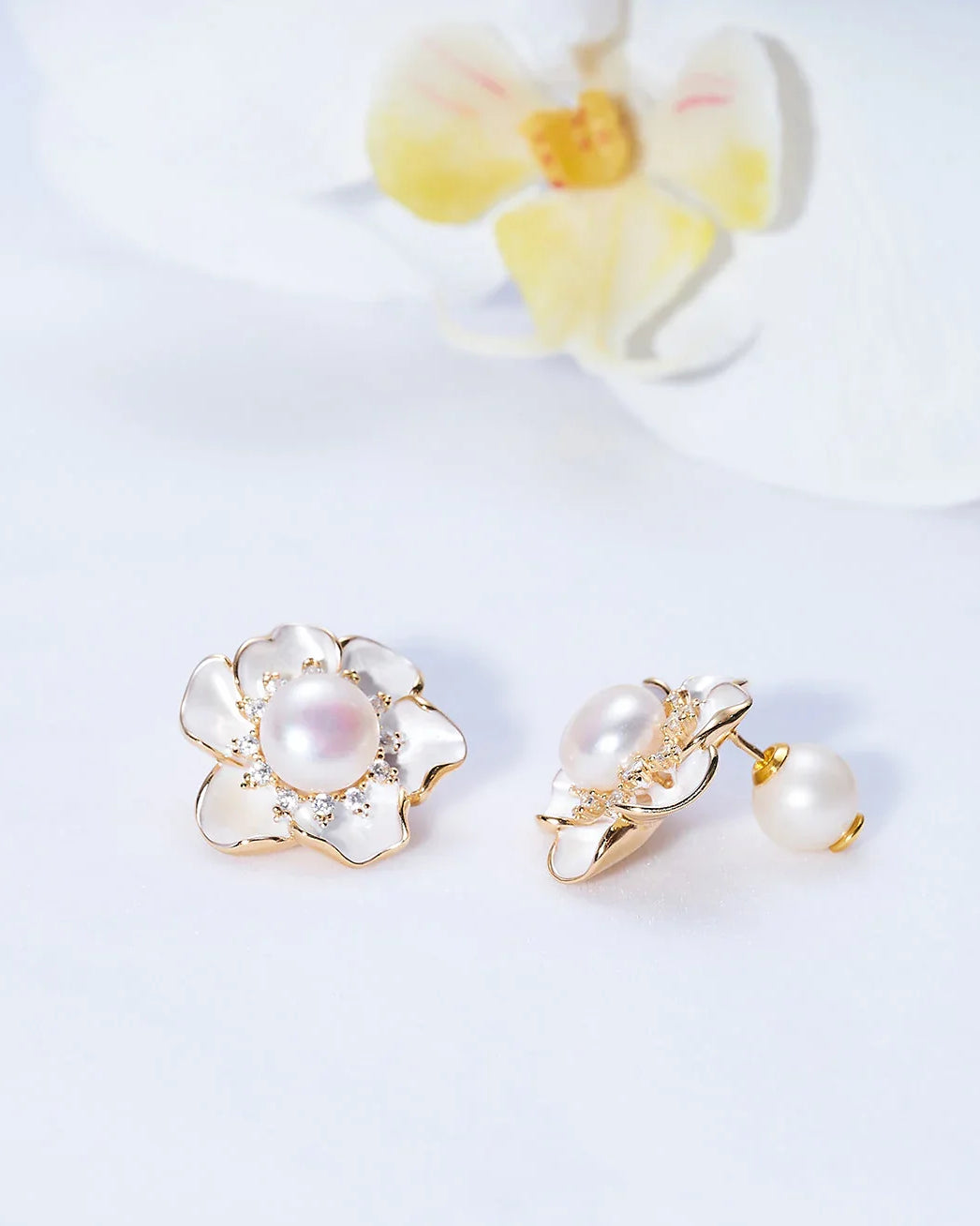 PEARLY LUSTRE | Top Grade Freshwater Pearl Earrings WE00801 | ORCHID