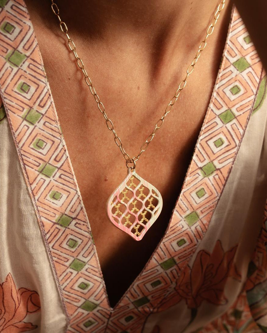 EMBRACE JEWELLERY | Woven Leaves Necklace