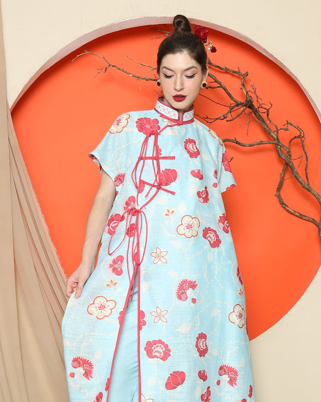 KANZI COLLECTION | Blue Oriental Floral Cheongsam Pant Set