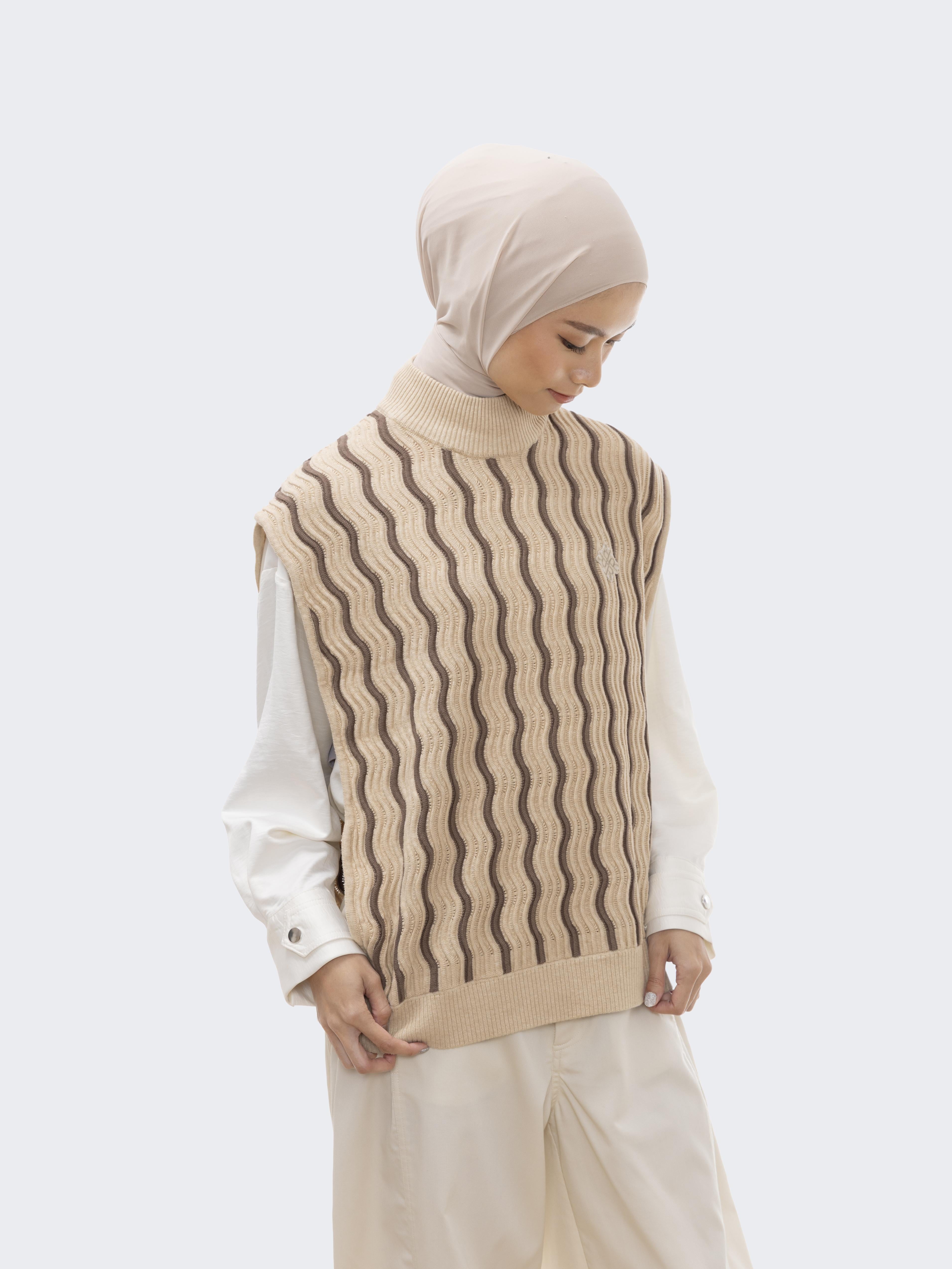 RIA MIRANDA | Darya Knit