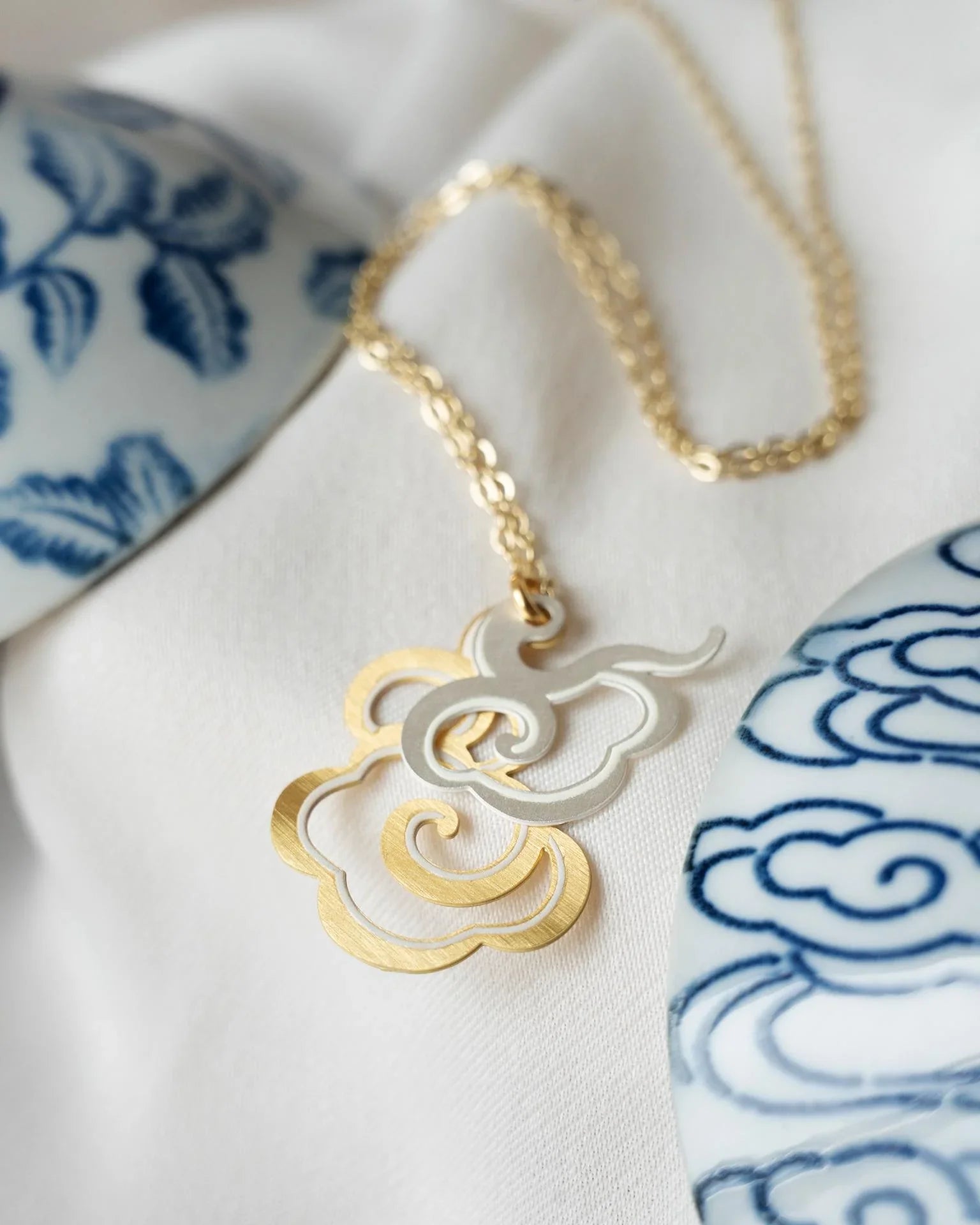 EMBRACE JEWELLERY | Clouds Necklace