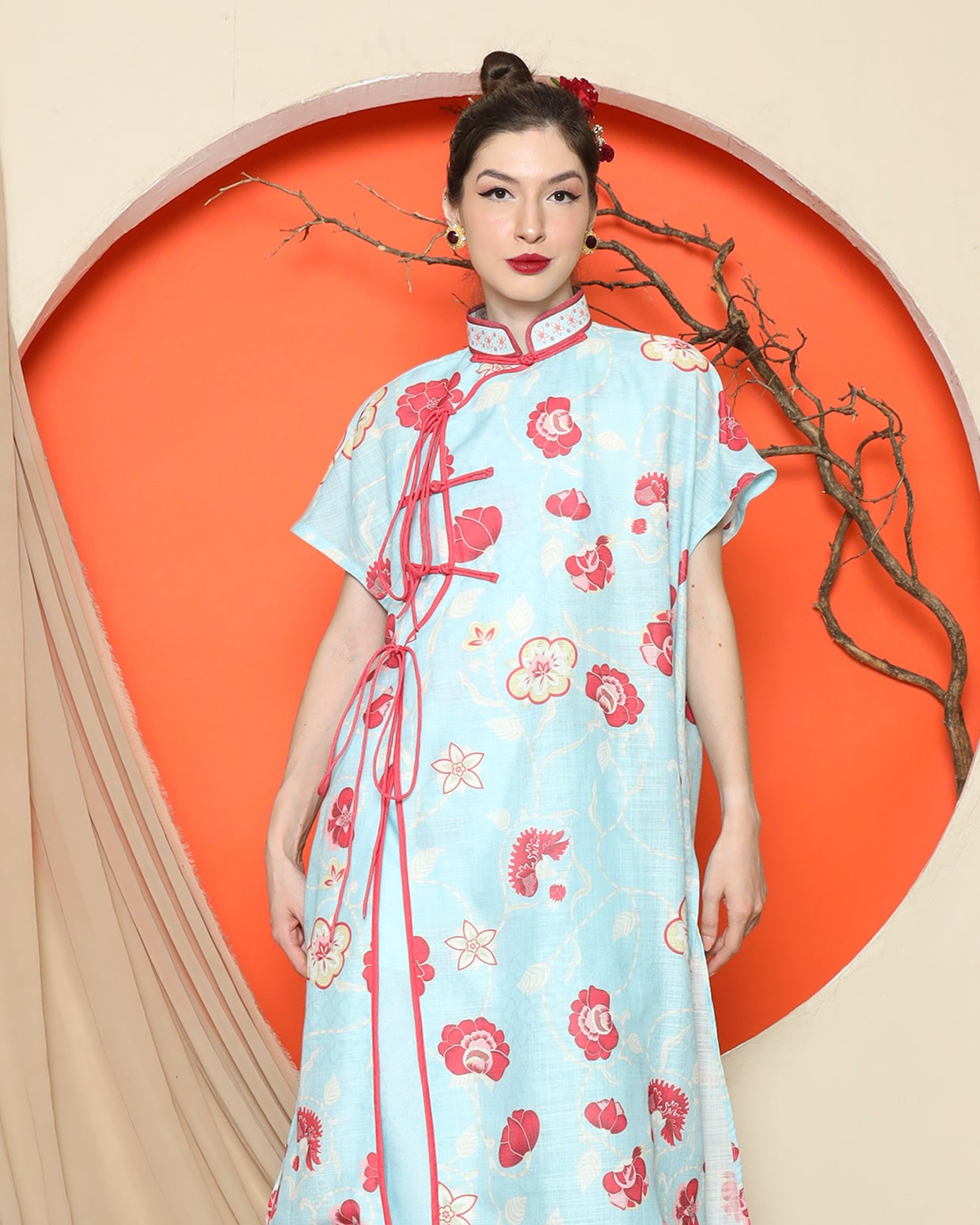 KANZI COLLECTION | Blue Oriental Floral Cheongsam Pant Set