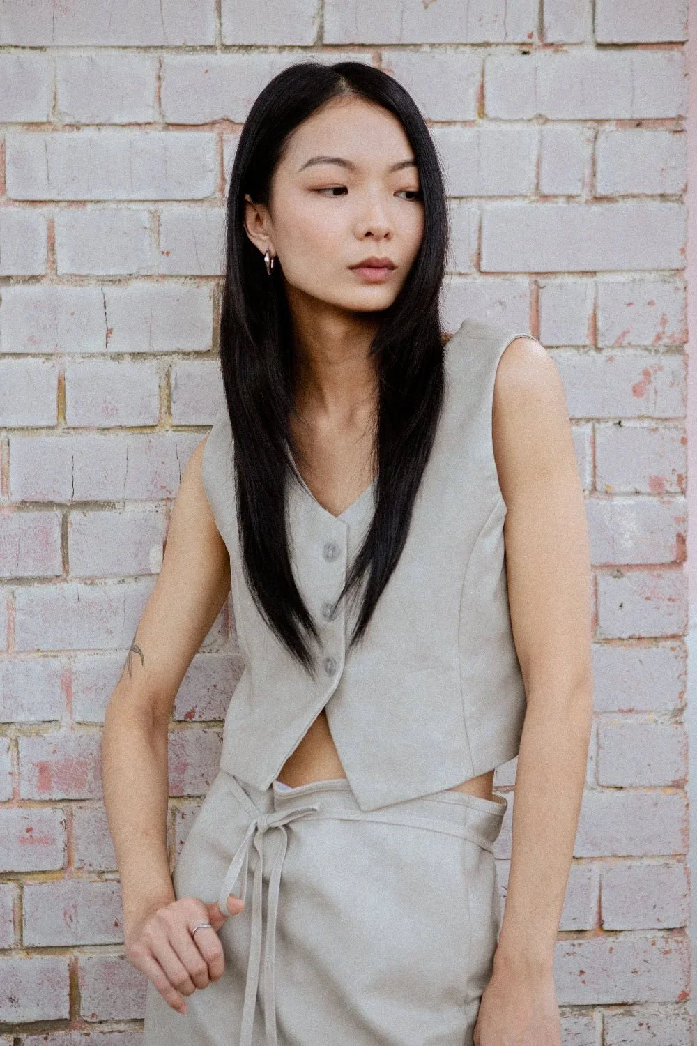 SAERO COLLECTIVE | Hae Structured Vest | Sand