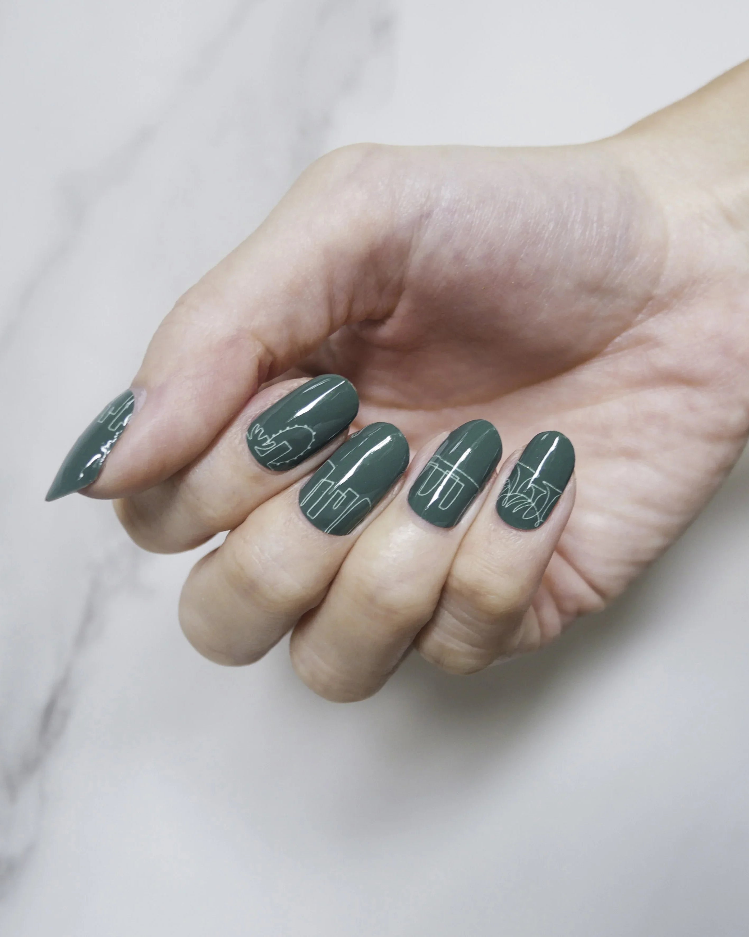 NODSPARK | Garden City Nail Wrap Manicure