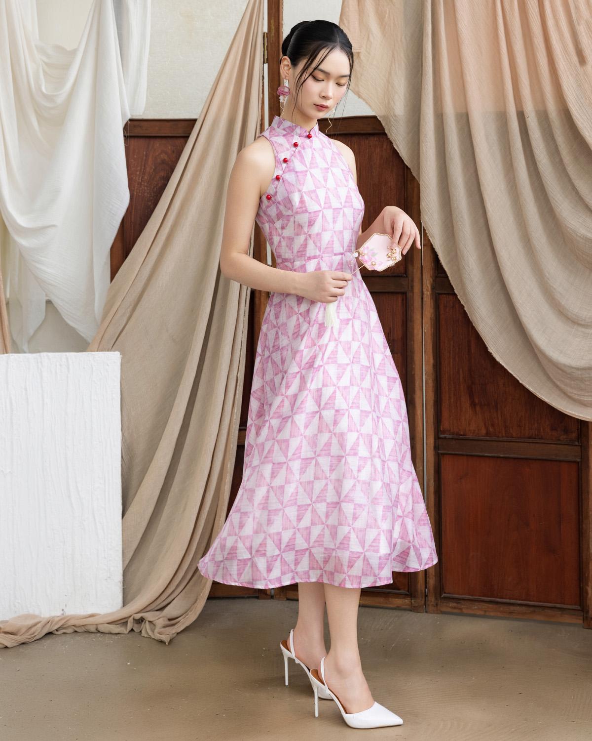 DOTTED LINE | Becky Cheongsam Dress